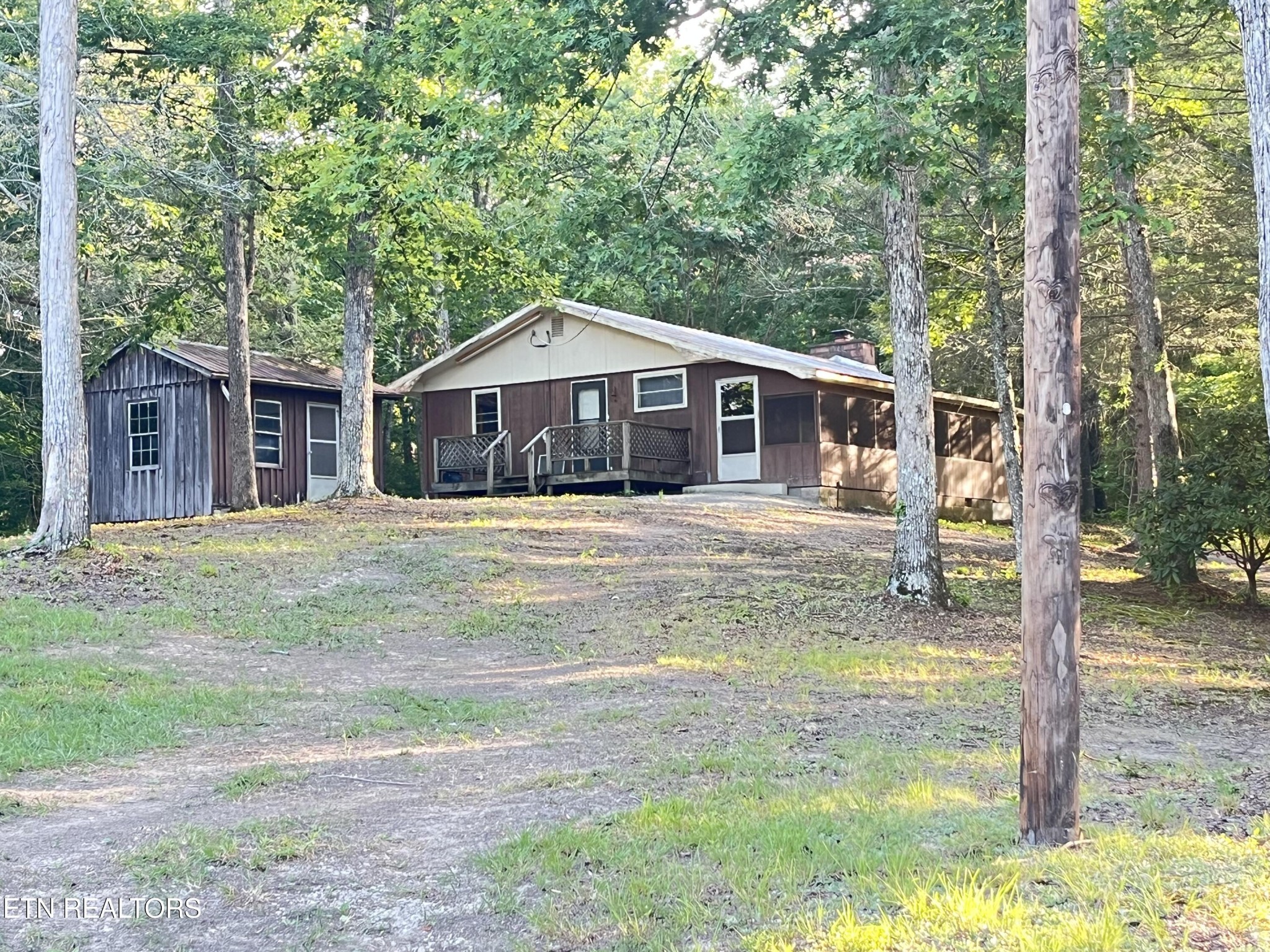 2245 Mount Pleasant Rd Property Photo 1