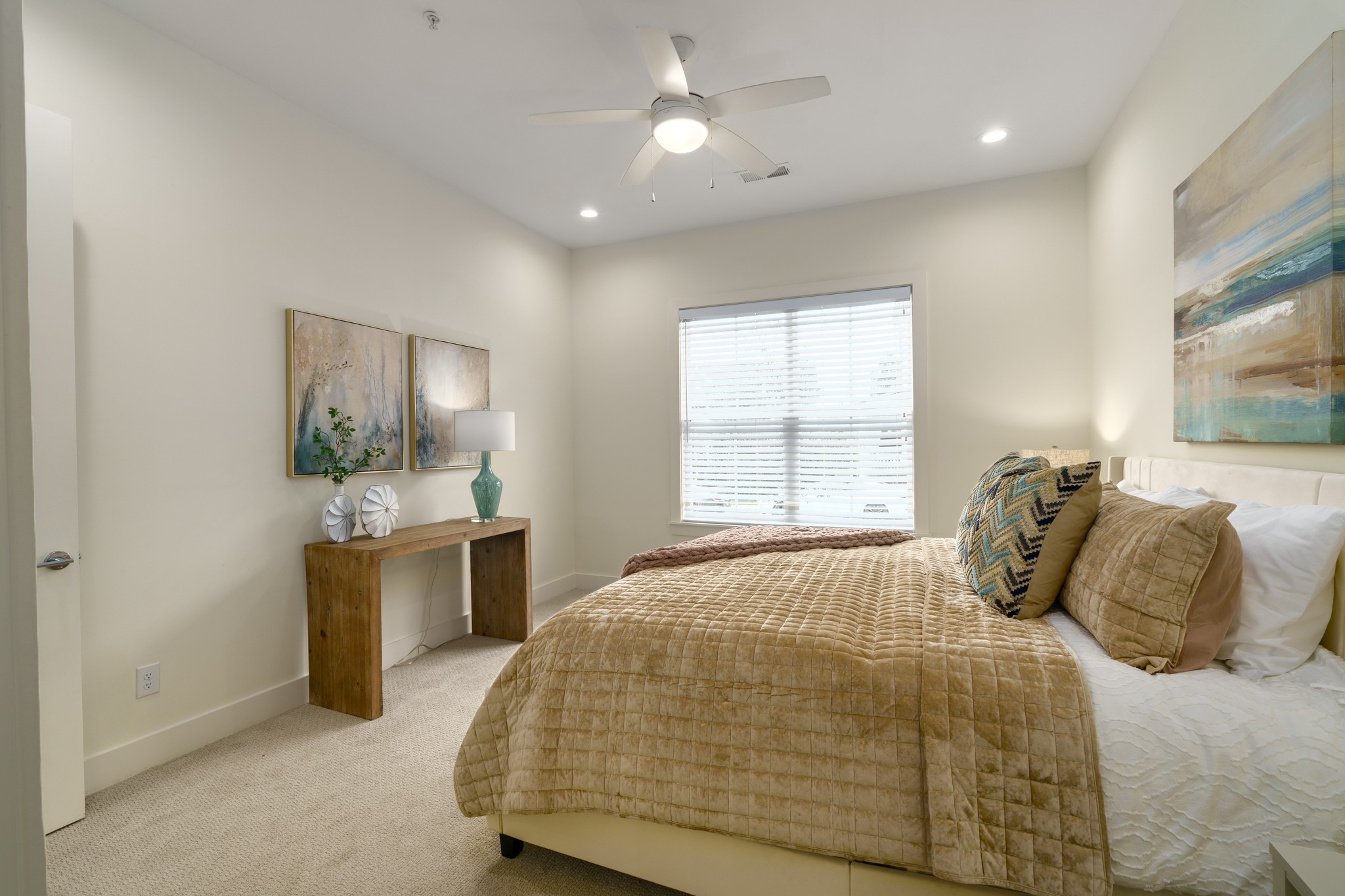 413 Herringbone Ct Property Photo 3