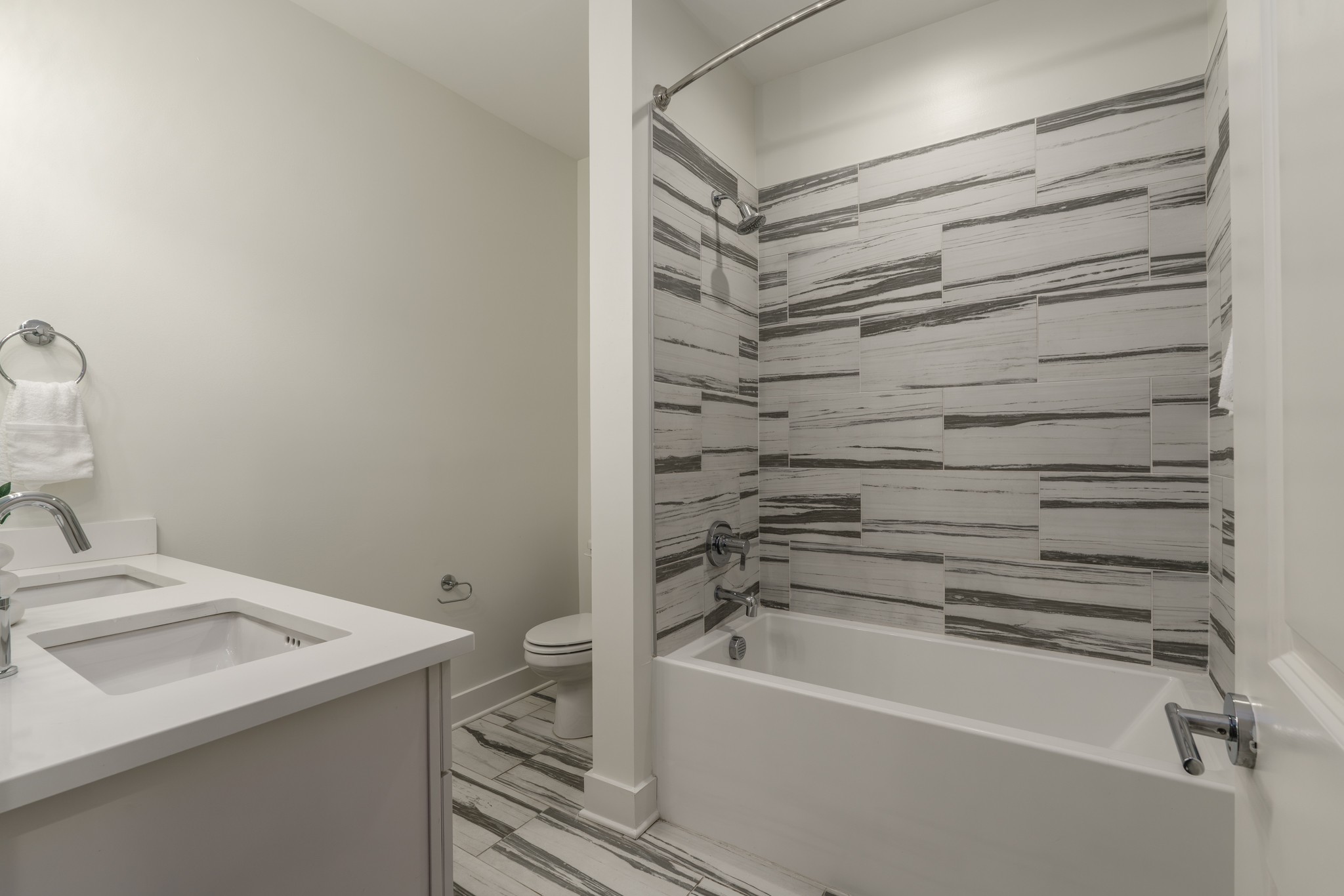 413 Herringbone Ct Property Photo 29