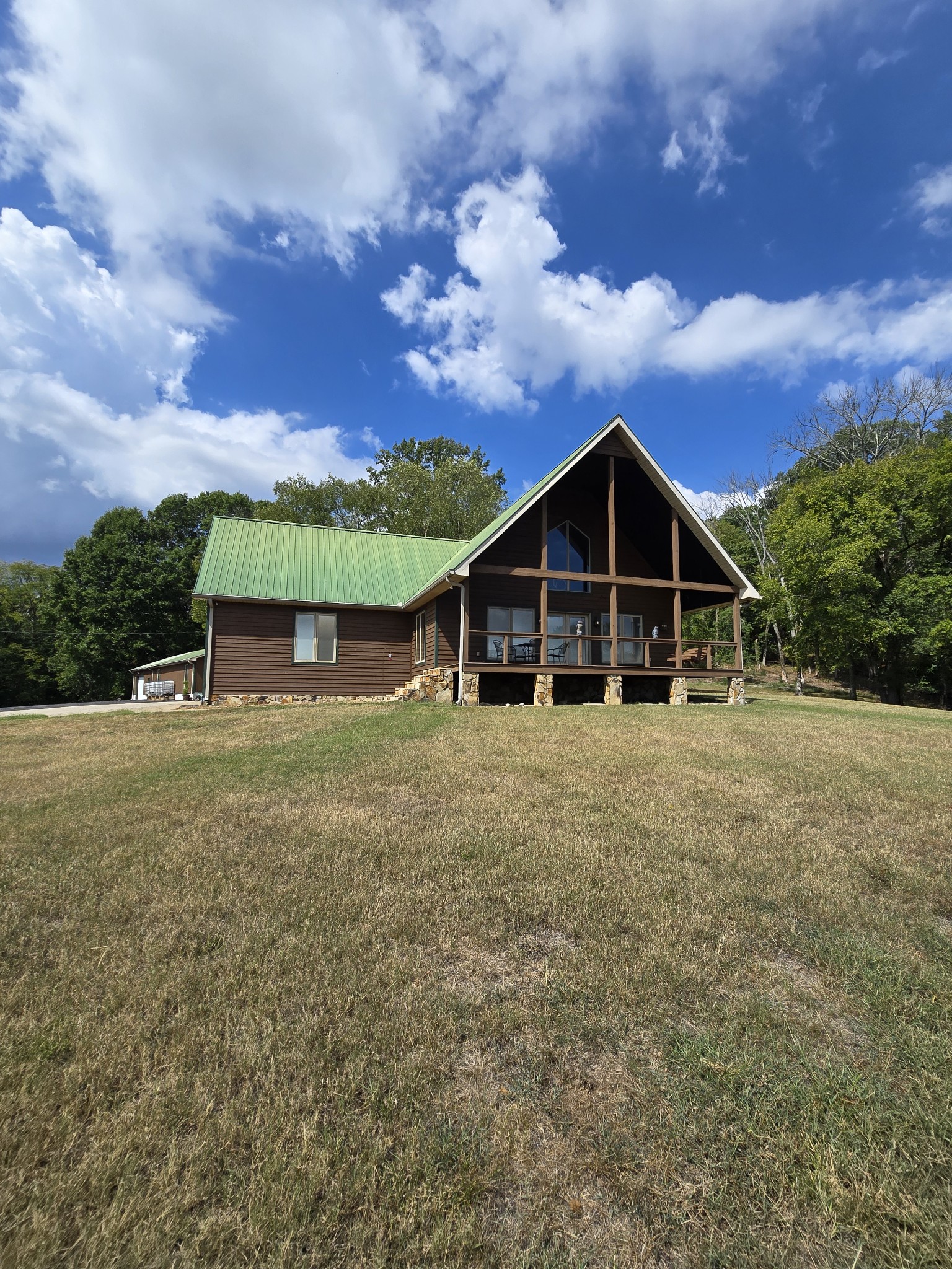 7011 Flat Creek Rd Property Photo 4