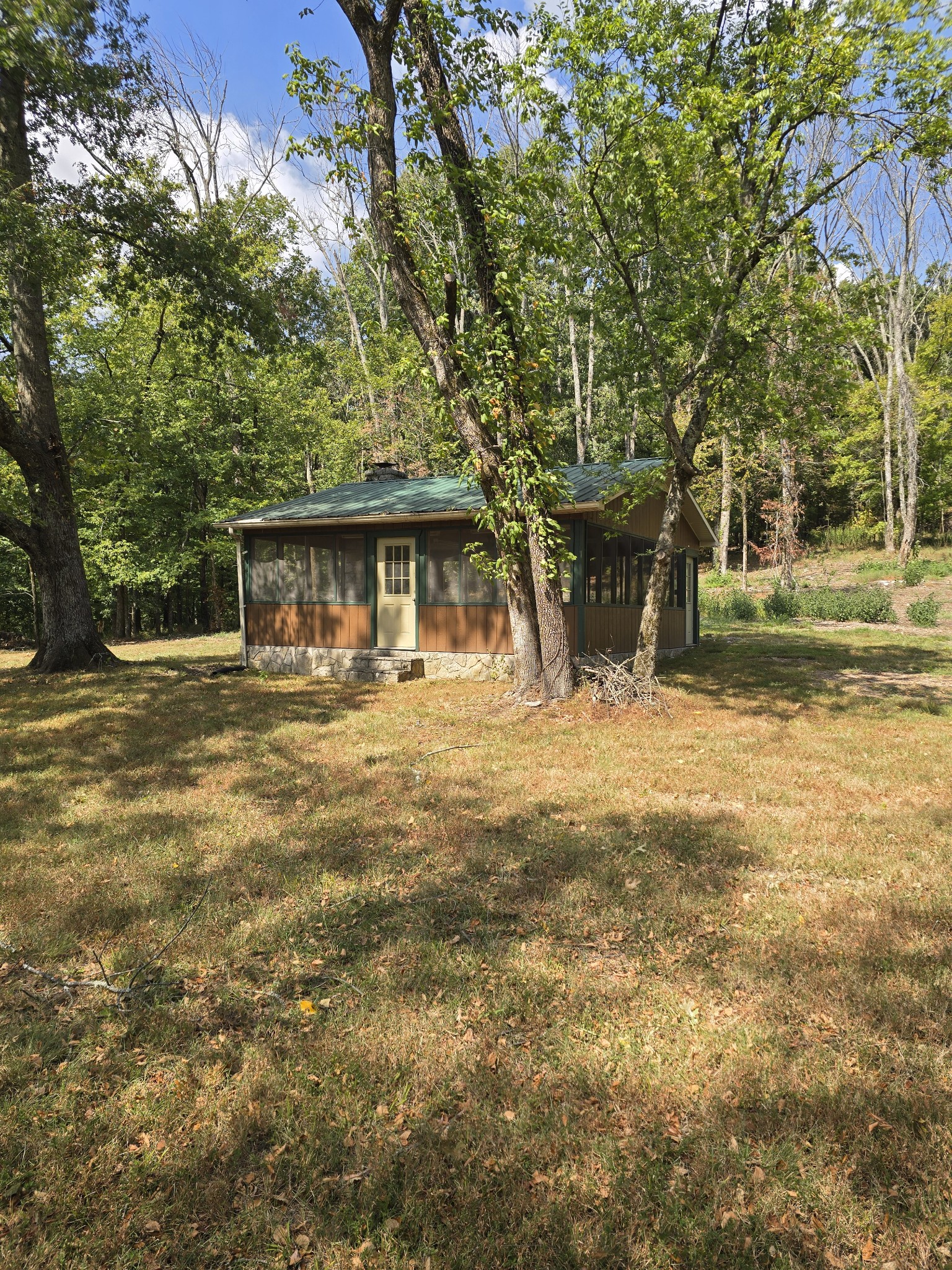 7011 Flat Creek Rd Property Photo 5