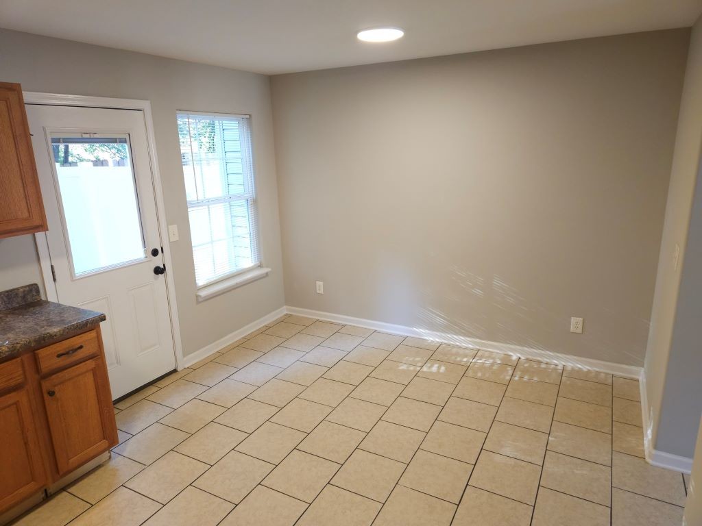 705 Crestland Ave Property Photo 4