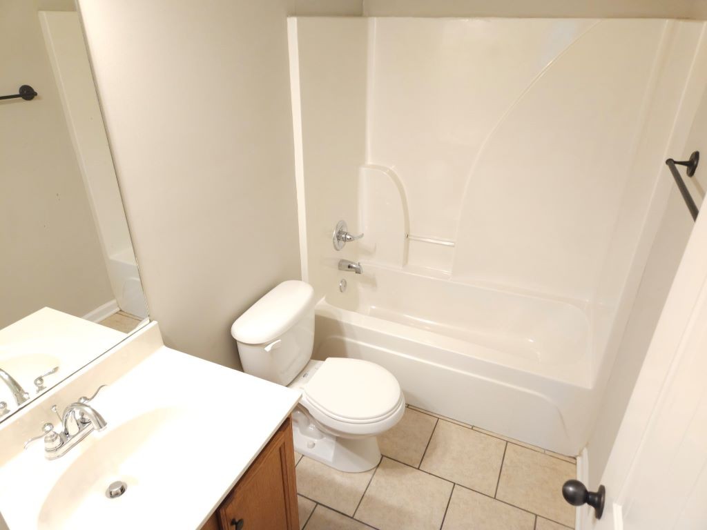 705 Crestland Ave Property Photo 7