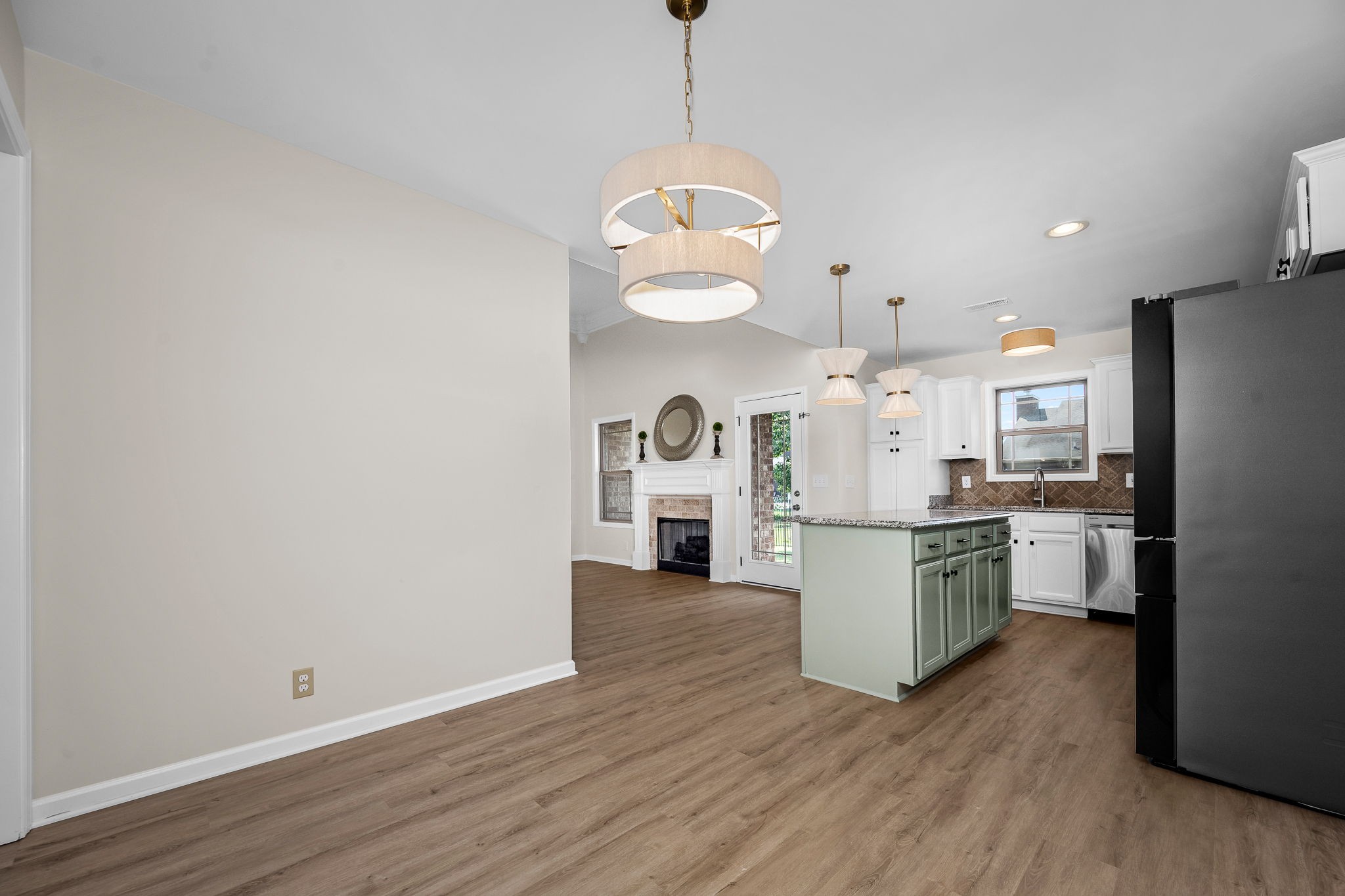 1413 Sam Houston Ave Property Photo 11