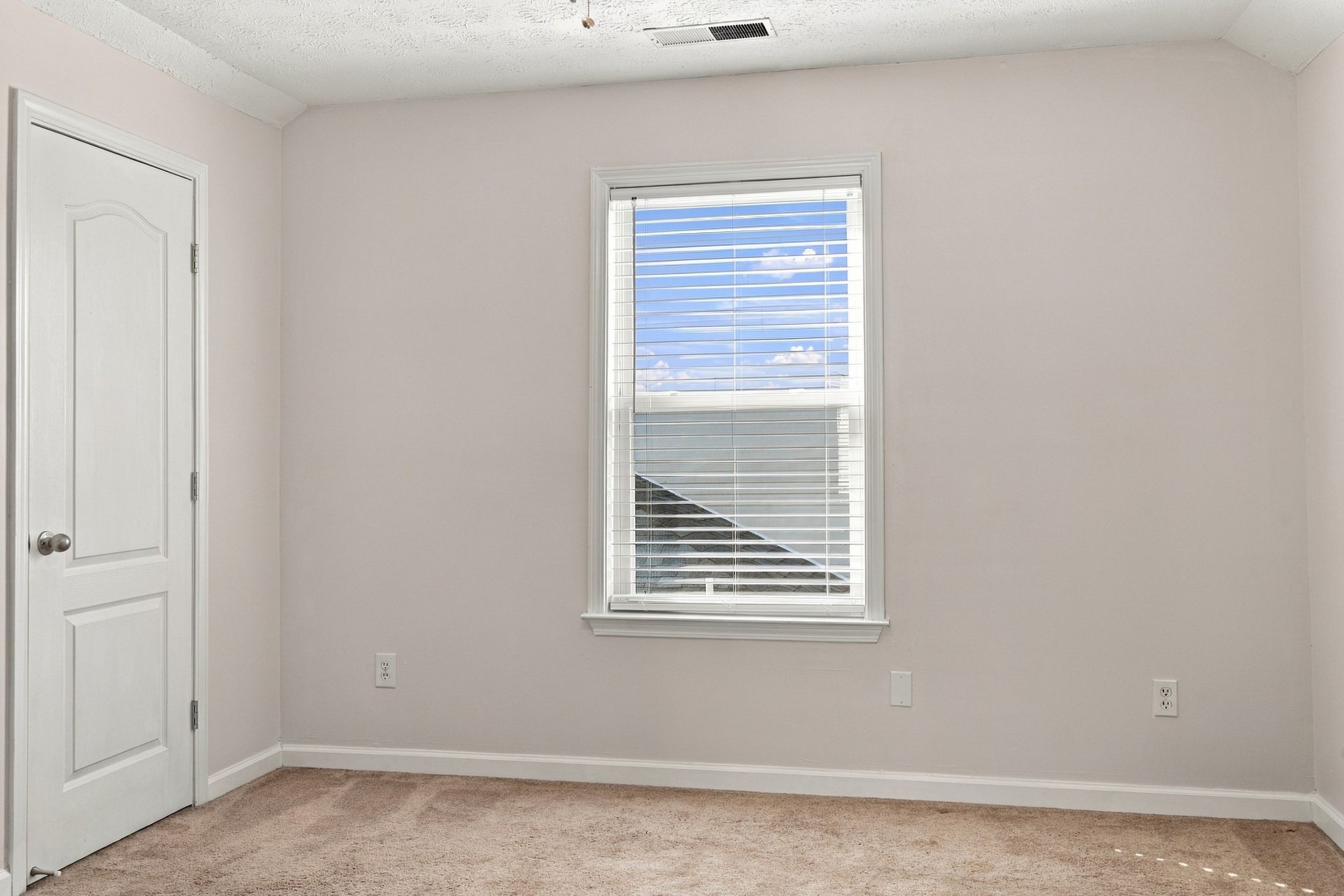 1606 Allston Dr Property Photo 17