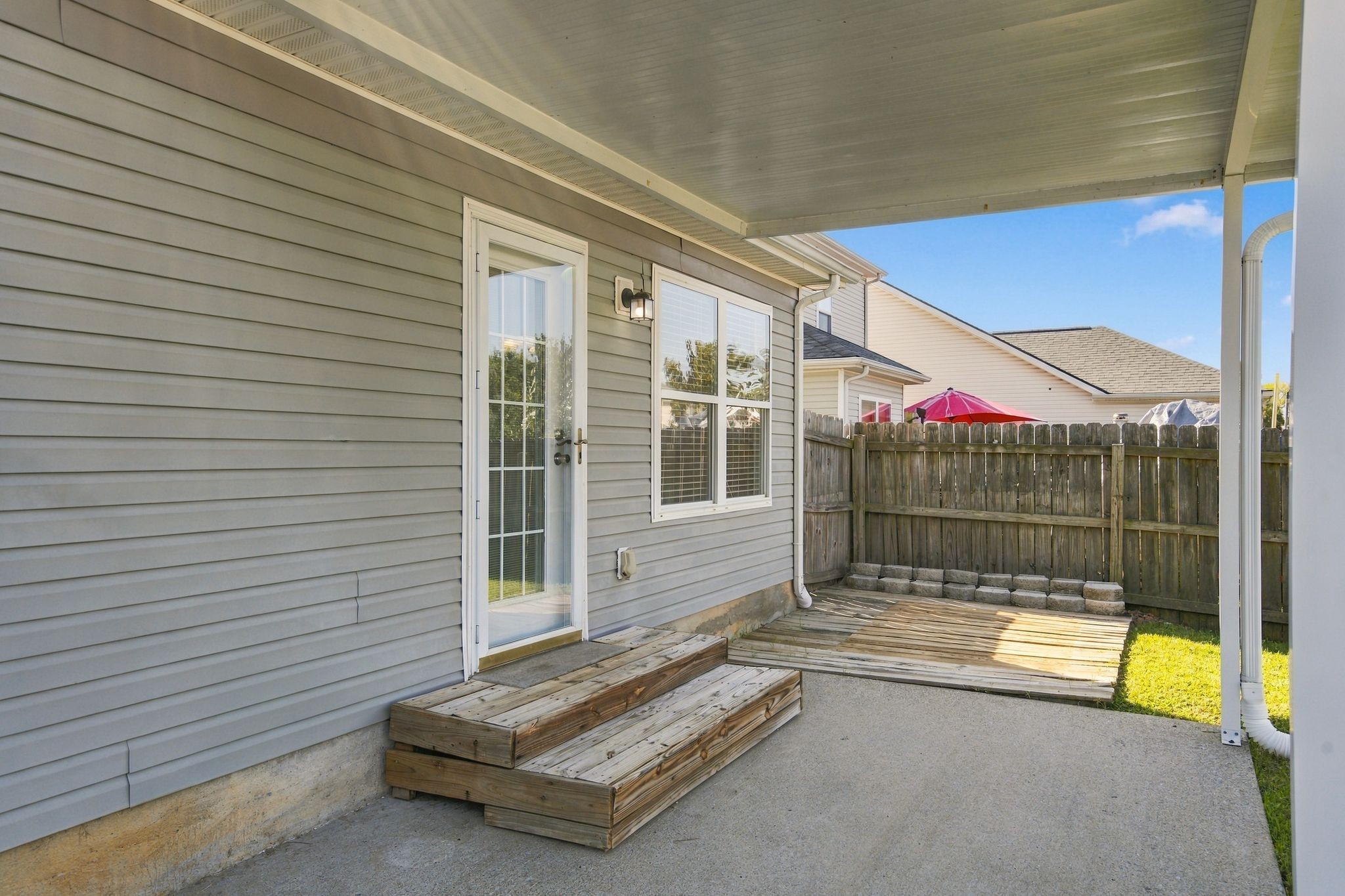 1606 Allston Dr Property Photo 22