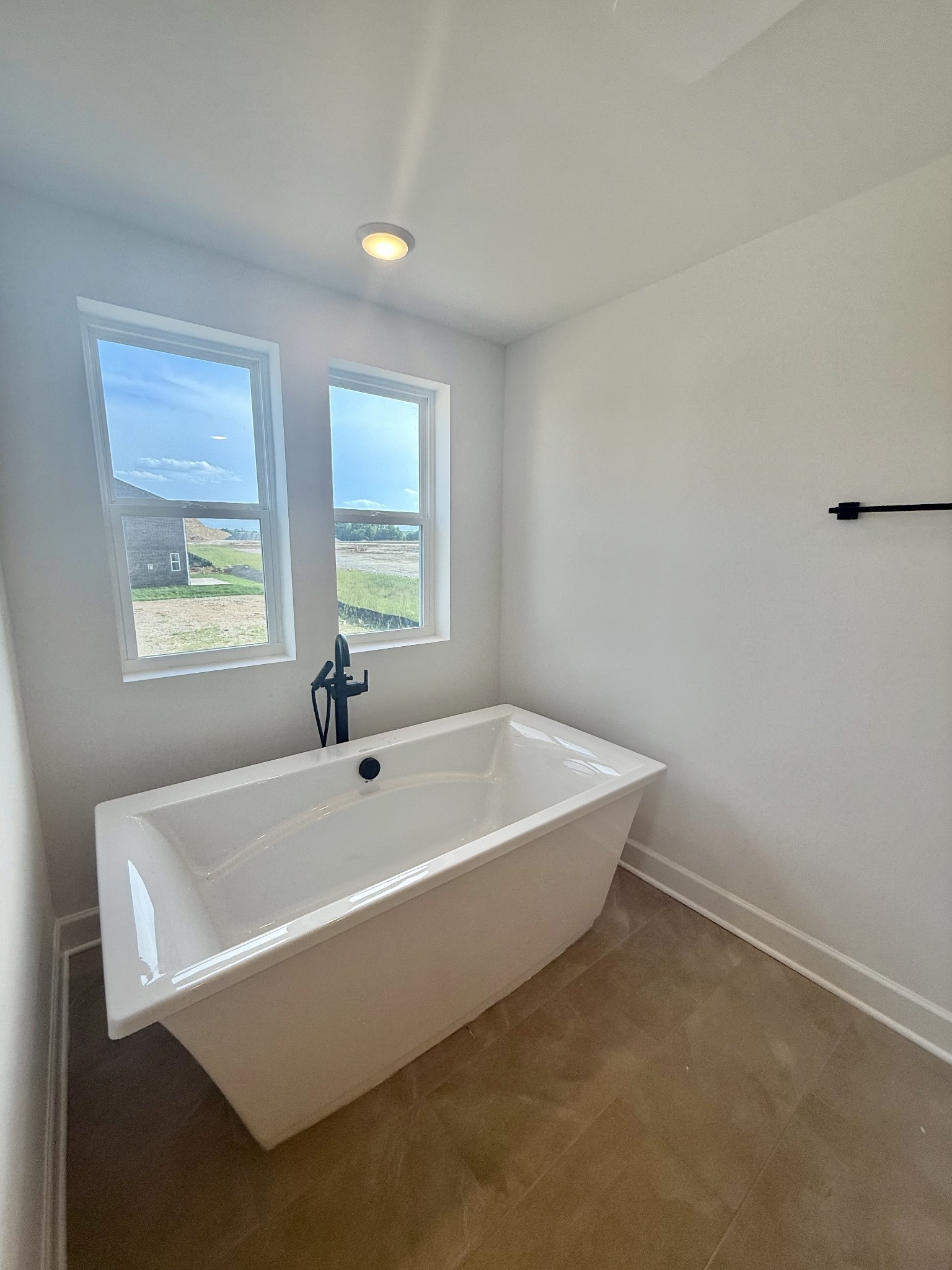 410 Downs Lane Property Photo 19