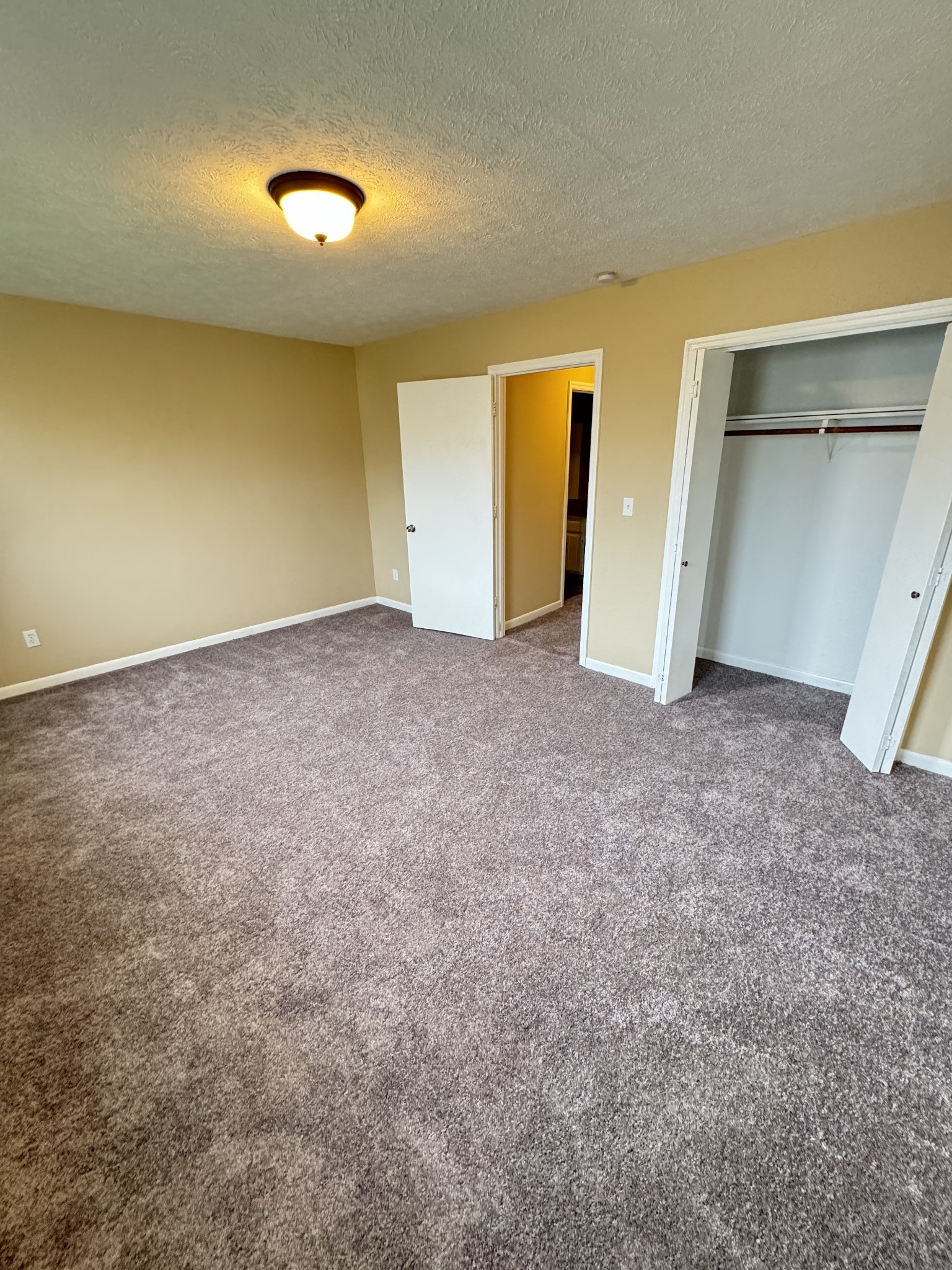 908 Smith St Property Photo 13