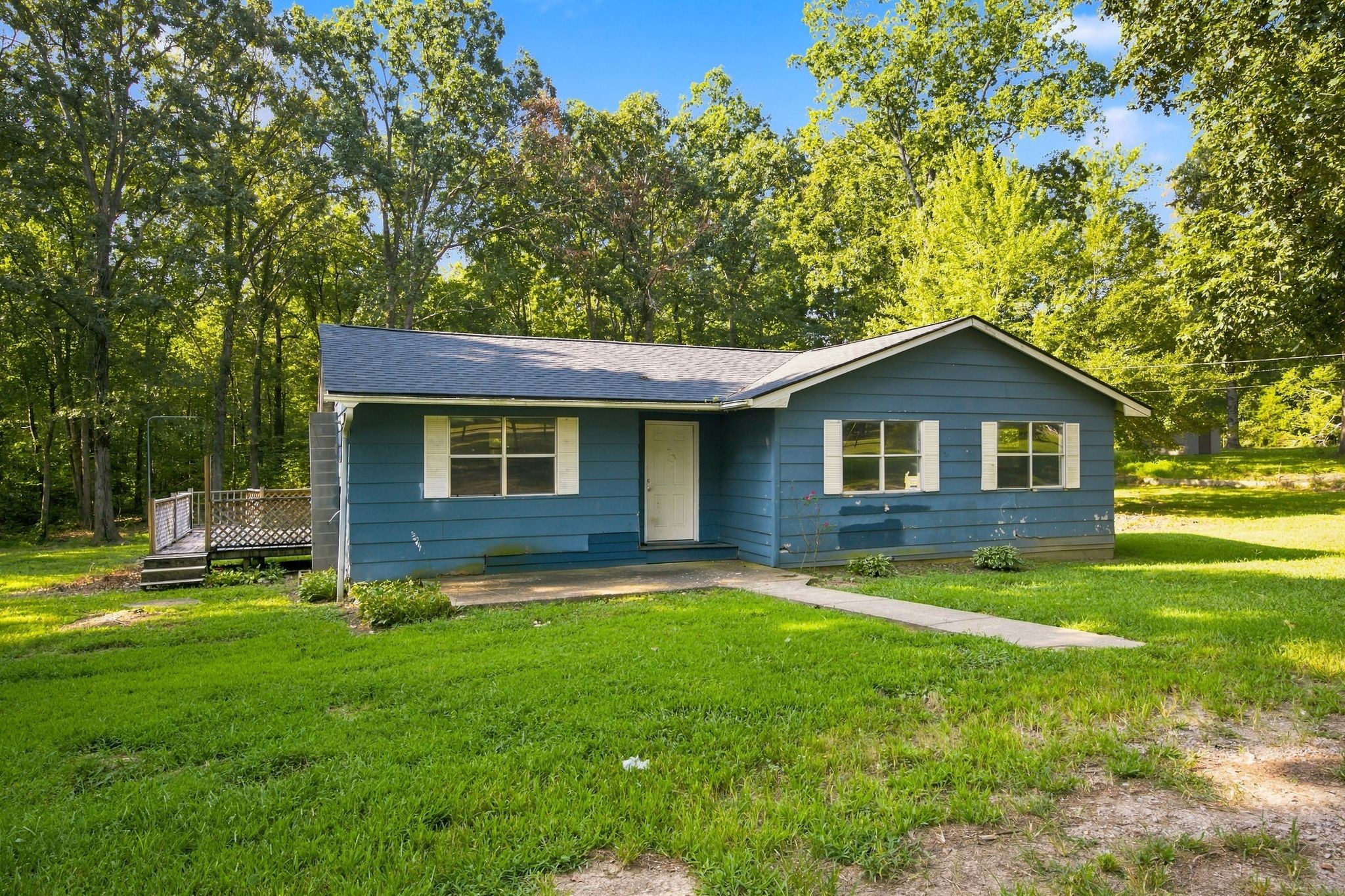 1468 Manley Loop Property Photo 3
