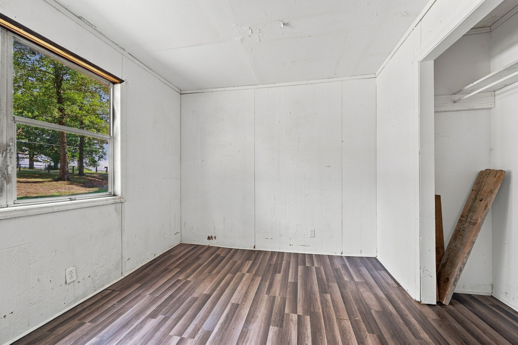 1468 Manley Loop Property Photo 14