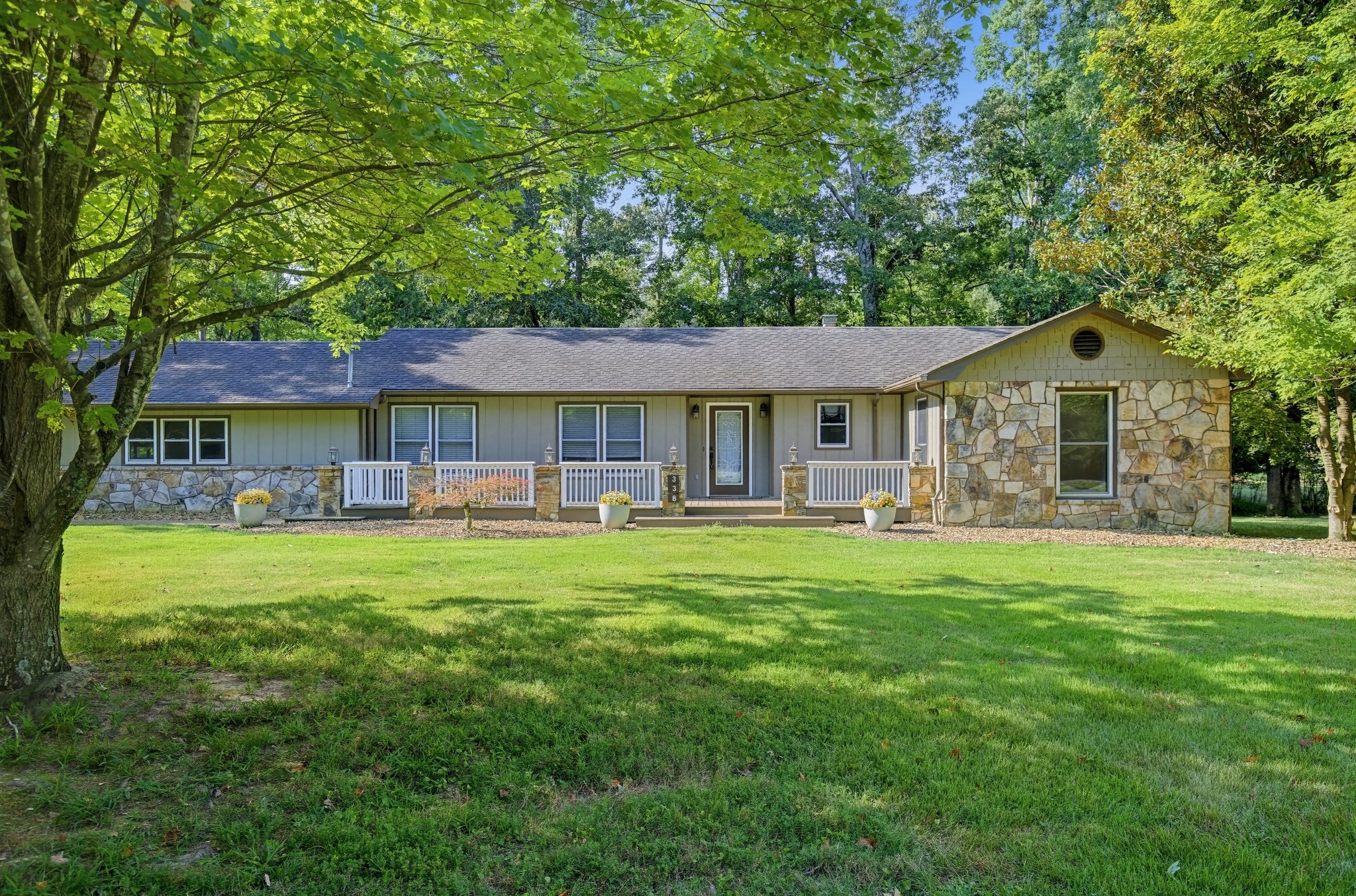 338 Royal Oak Dr
