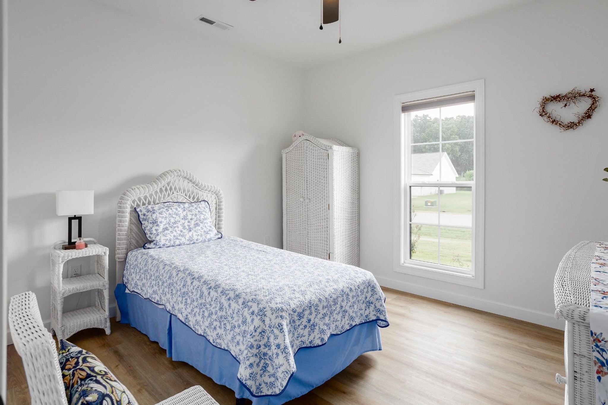 150 Spry Way Property Photo 10