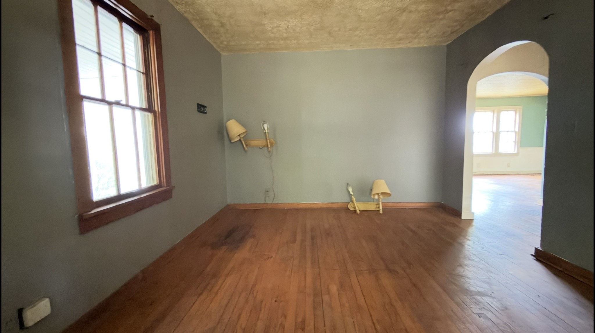 523 W Cherry St Property Photo 9