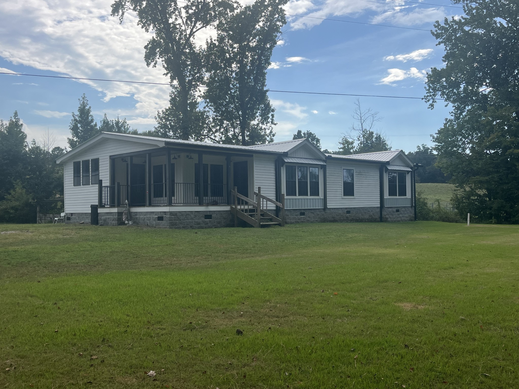 808 Johnson Hollow Rd Property Photo 1