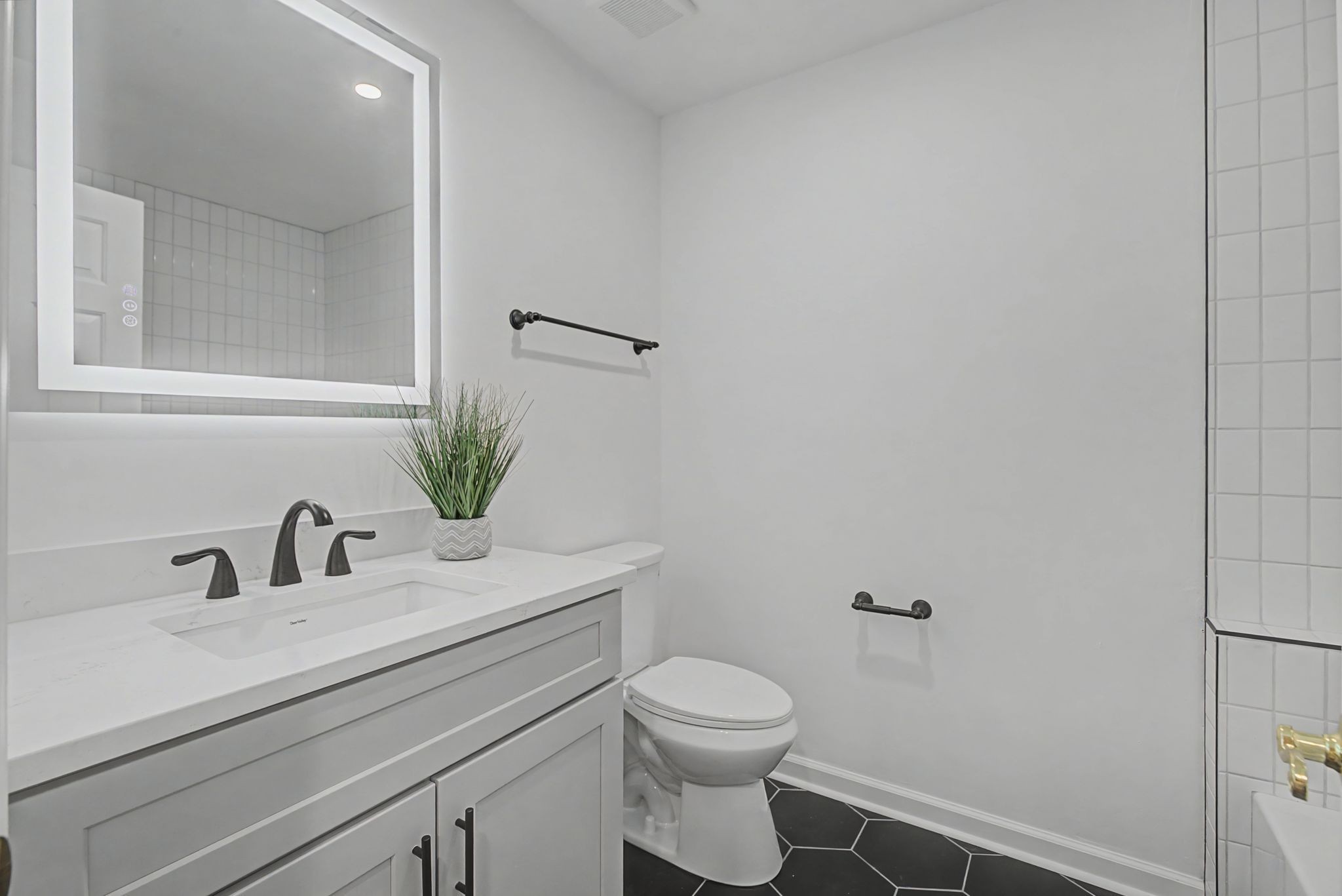 142 Hearthstone Manor Cir Property Photo 34