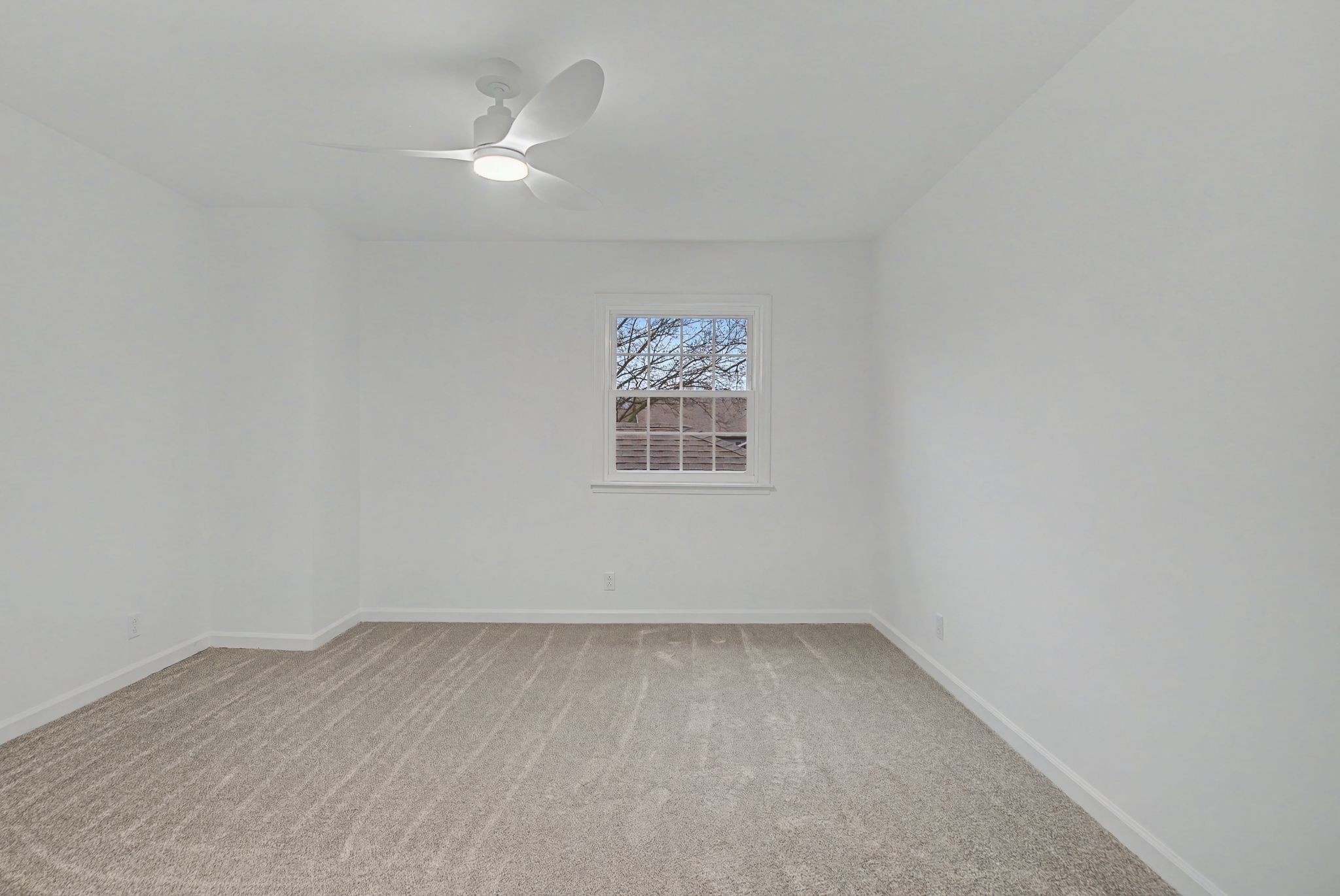 142 Hearthstone Manor Cir Property Photo 35