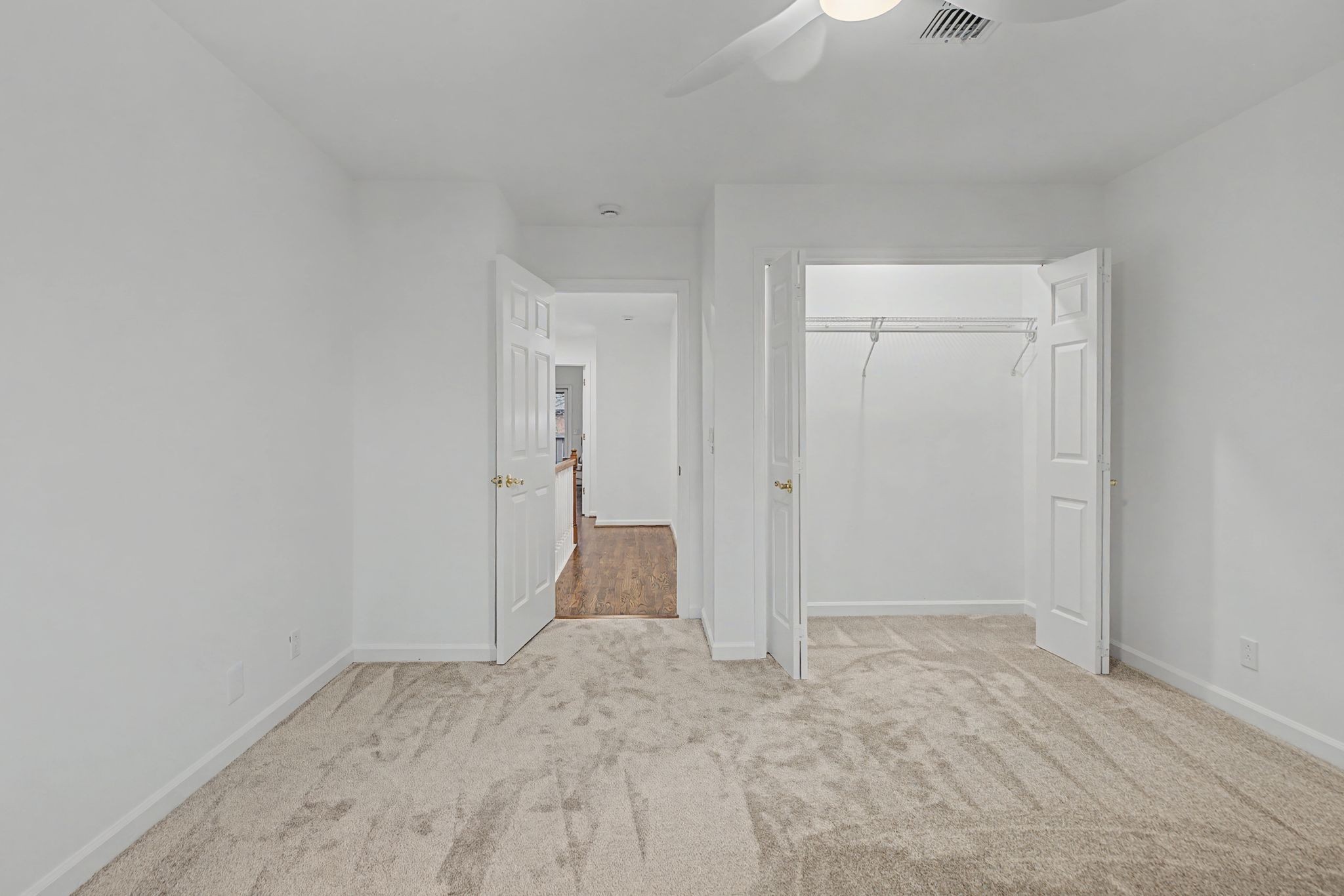 142 Hearthstone Manor Cir Property Photo 36