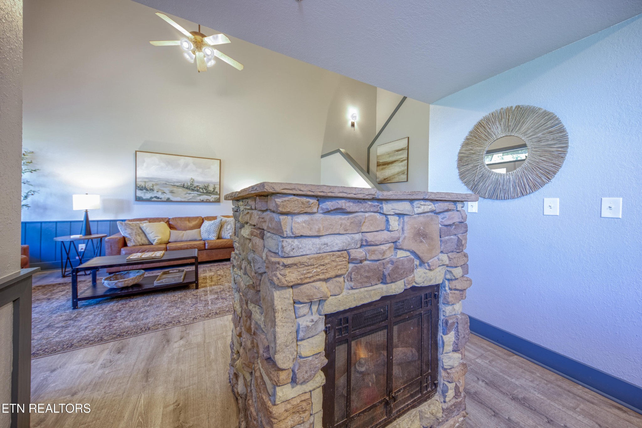 830 Golf View Blvd Property Photo 6