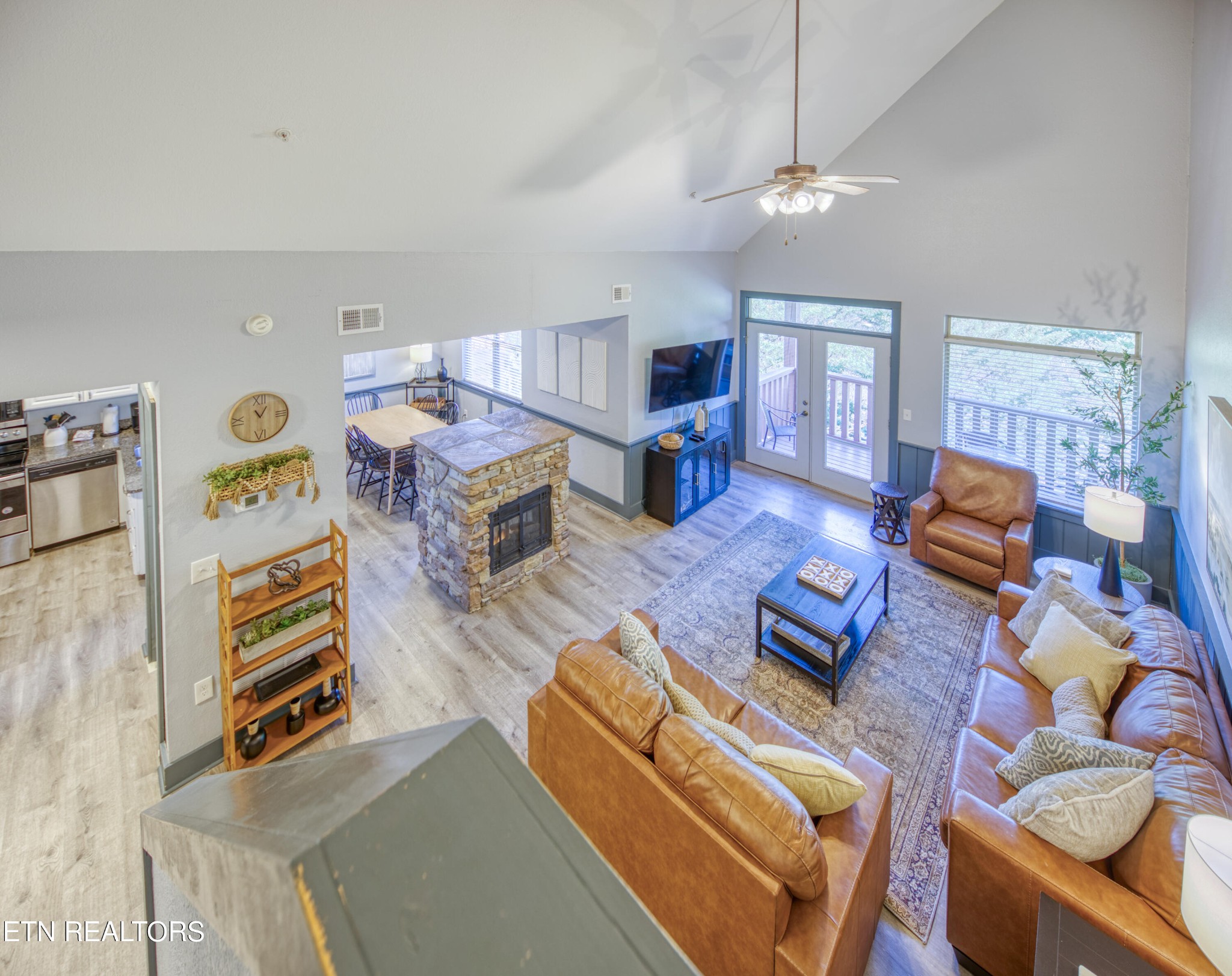 830 Golf View Blvd Property Photo 13