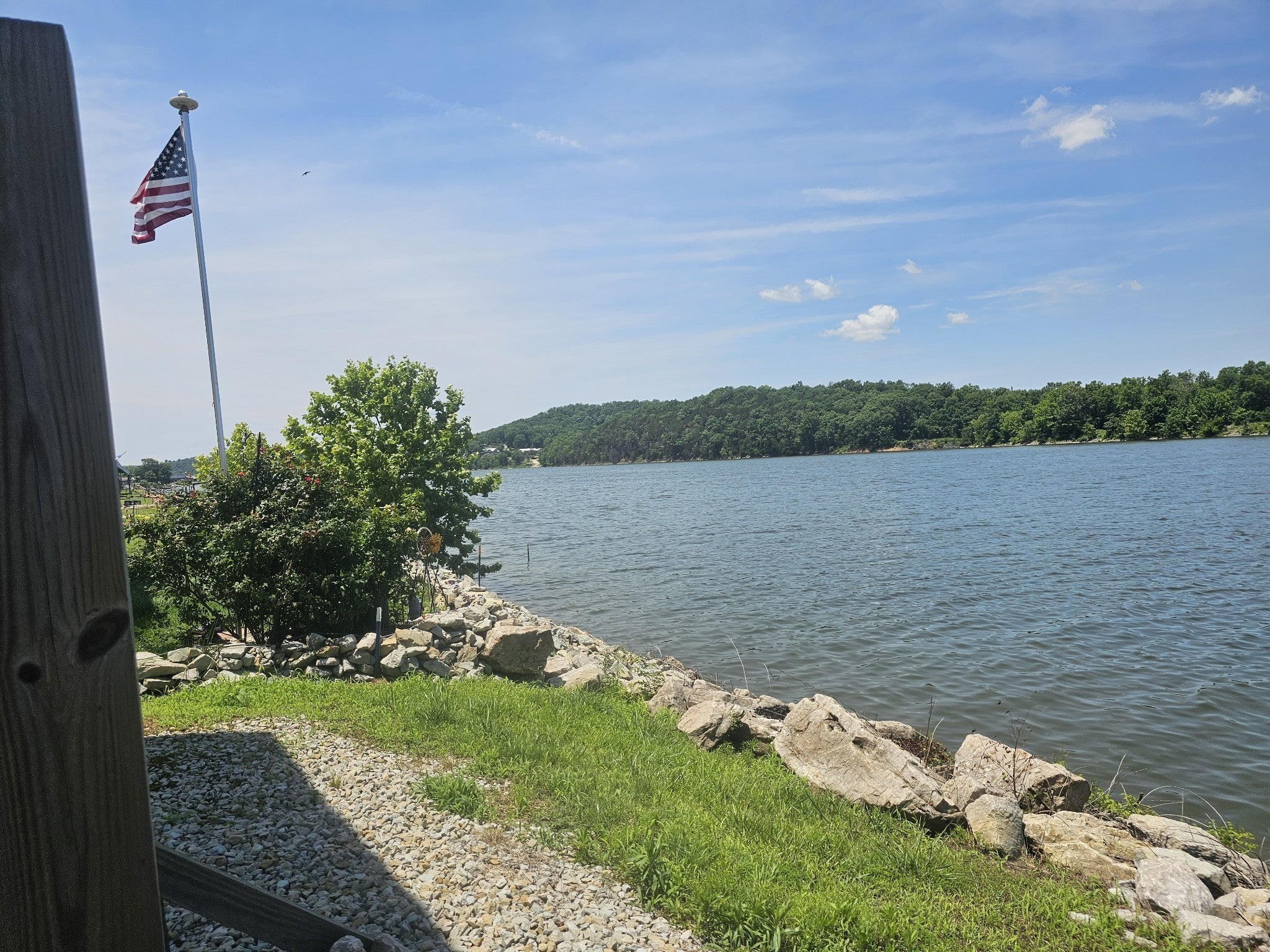 1089 River Front Dr Property Photo 9