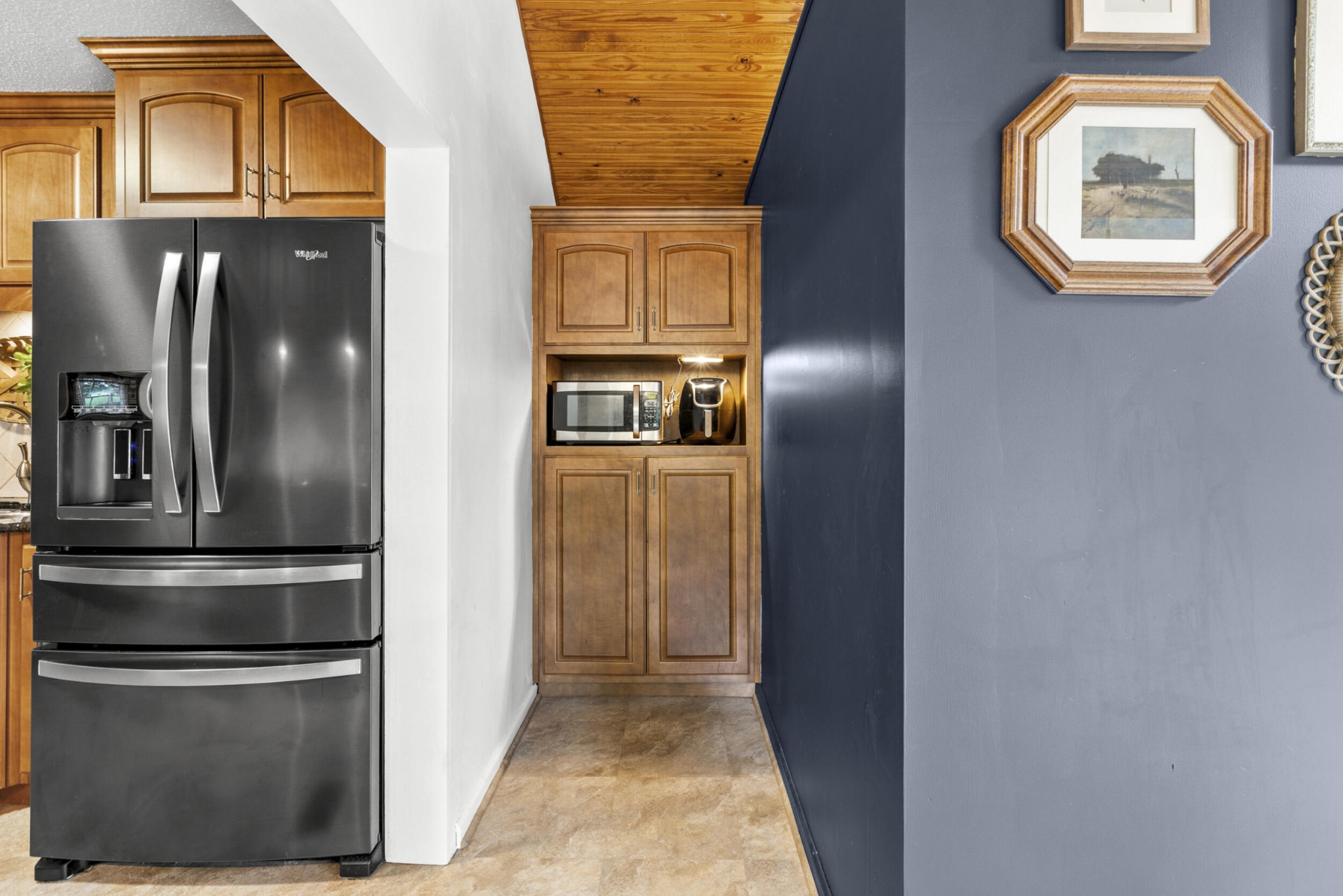 11 E Larry Circle Property Photo 8