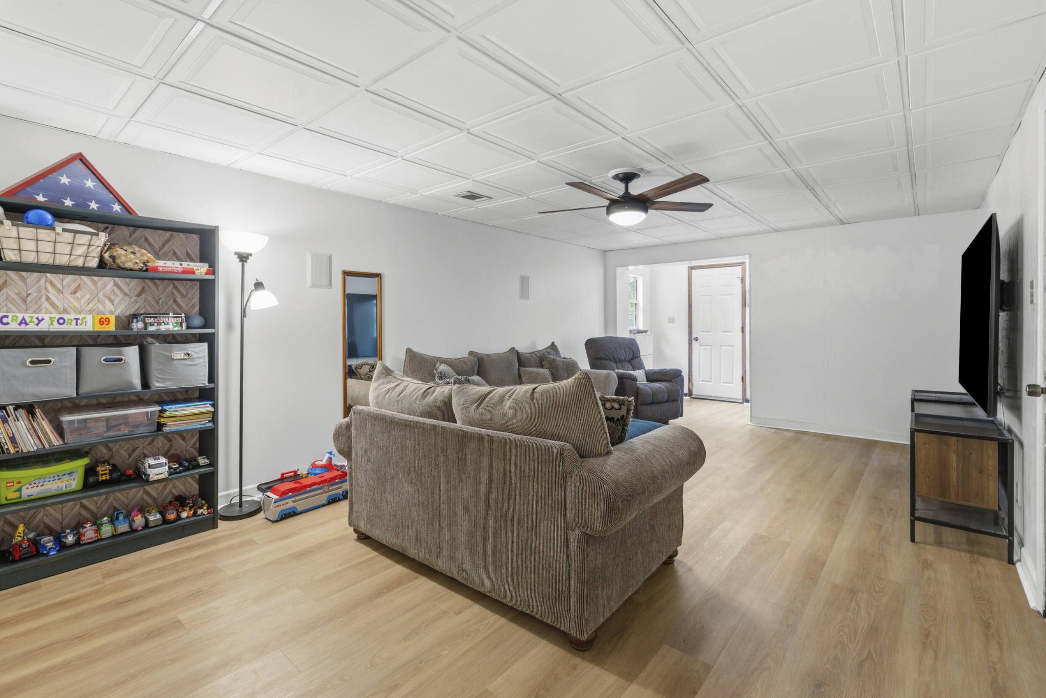 11 E Larry Circle Property Photo 19