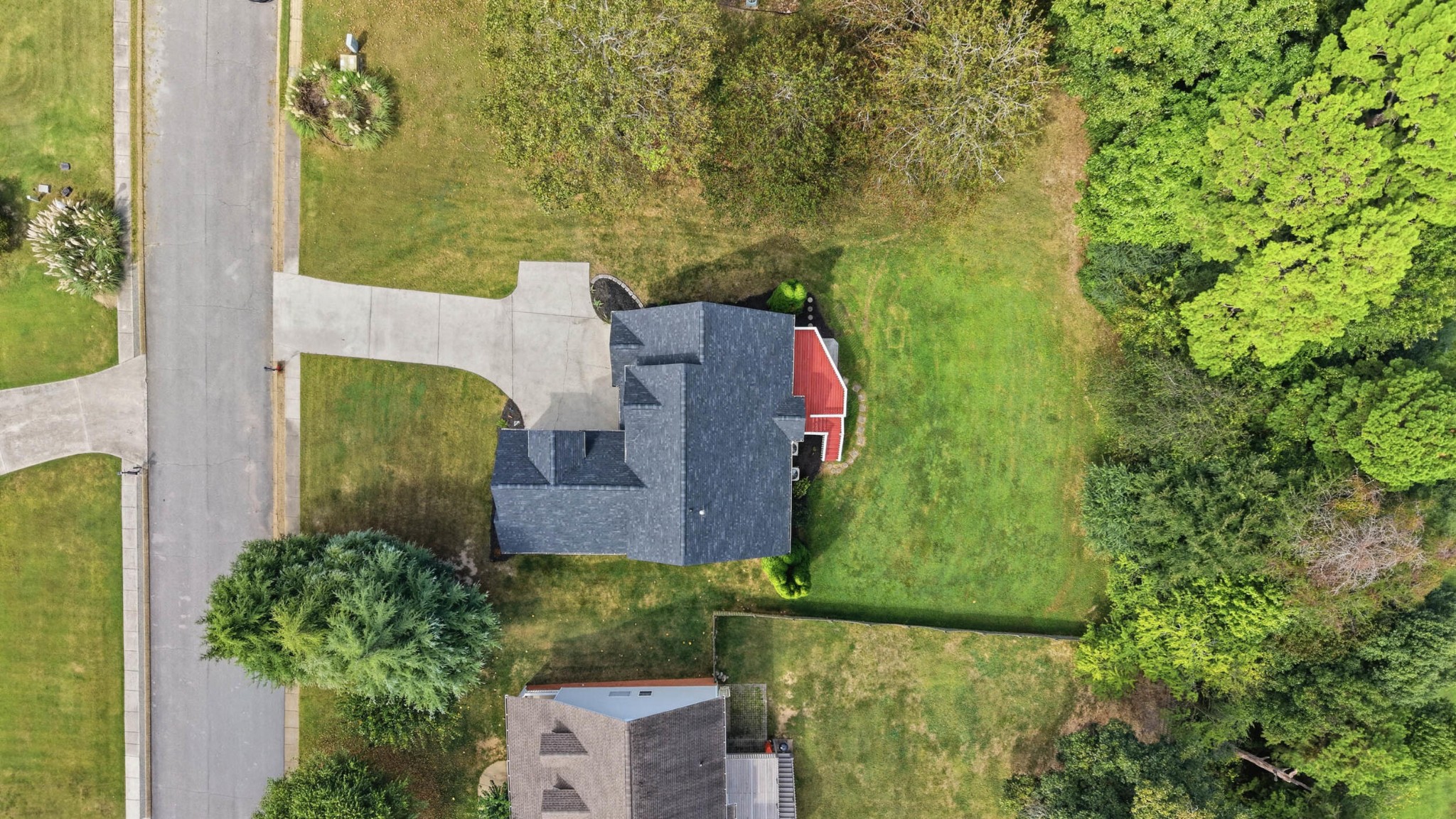 10558 Daffodil Circle Property Photo 48