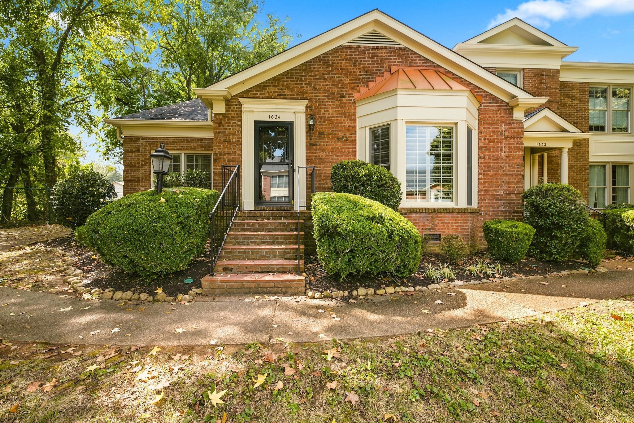 1634 Belmont Ct Property Photo 1