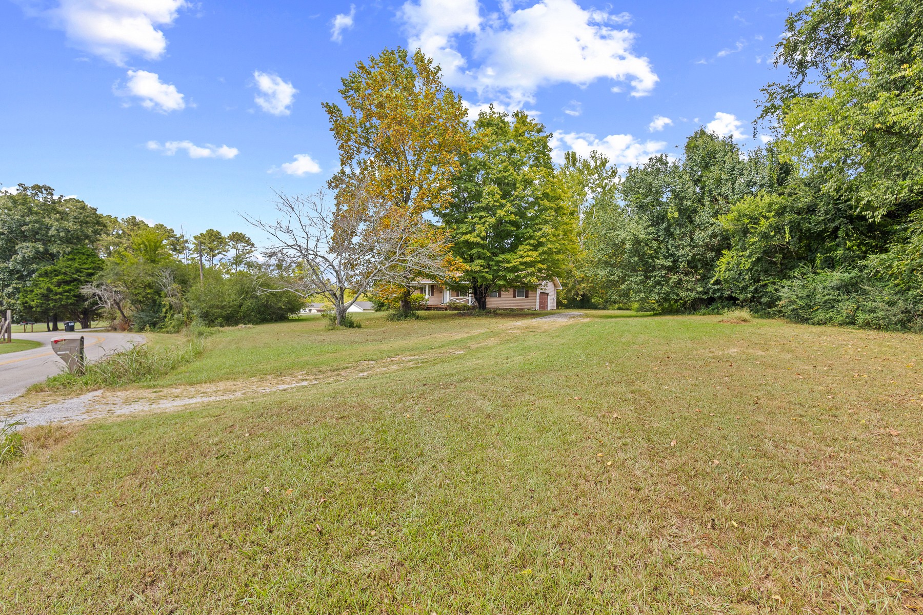 9403 Houston Ln Property Photo 8