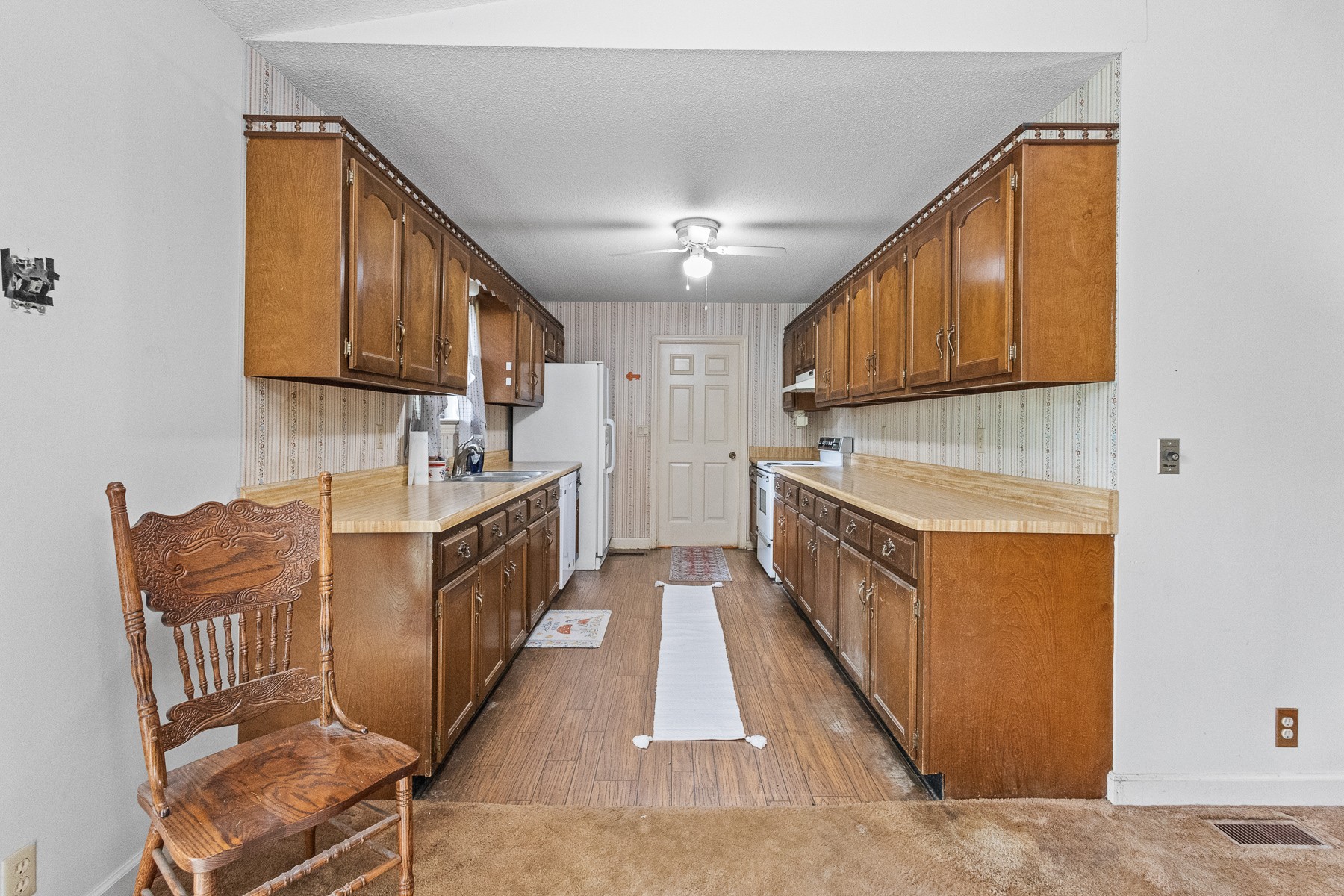9403 Houston Ln Property Photo 25