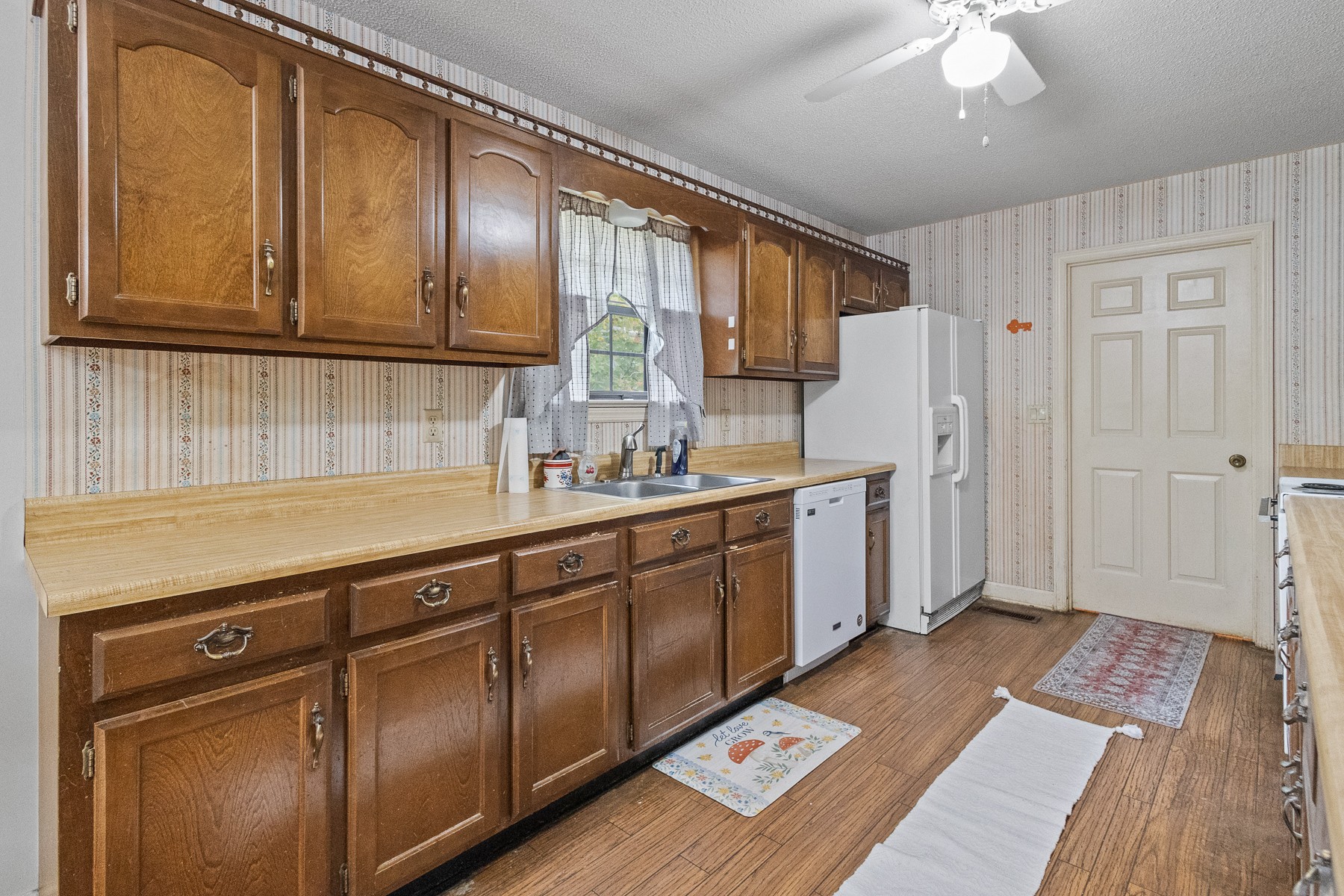 9403 Houston Ln Property Photo 26