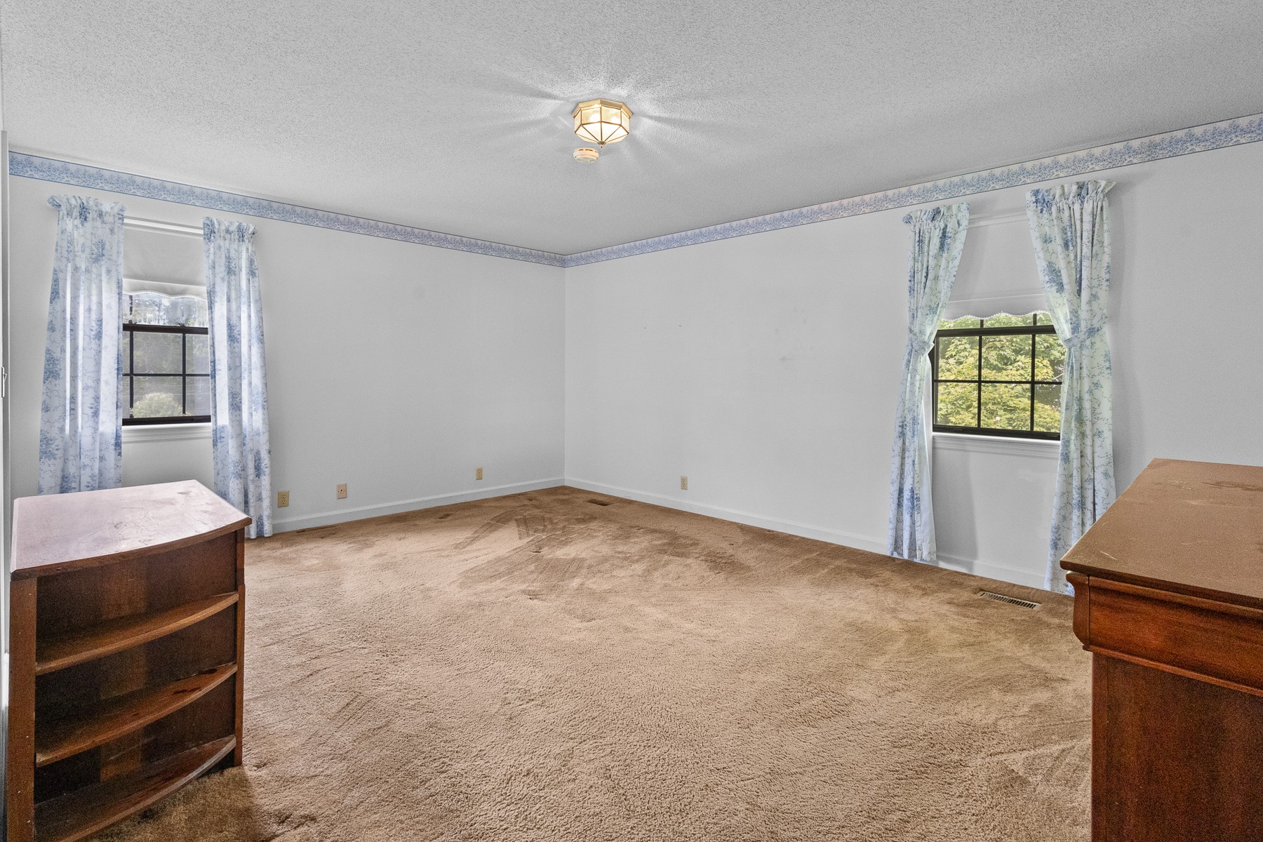 9403 Houston Ln Property Photo 29