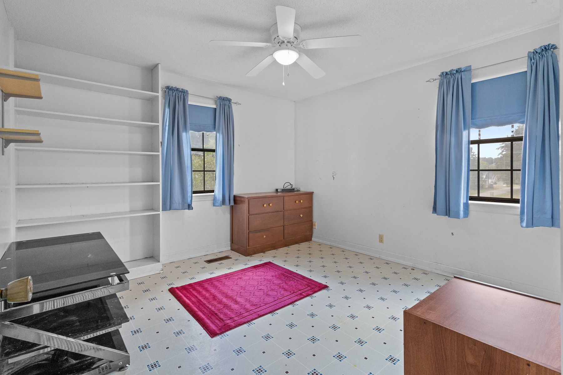 9403 Houston Ln Property Photo 33