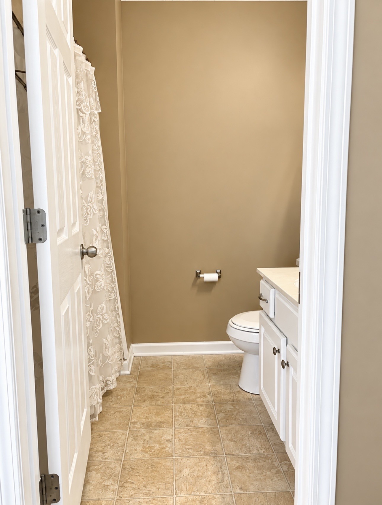 551 Albion Cir Property Photo 16
