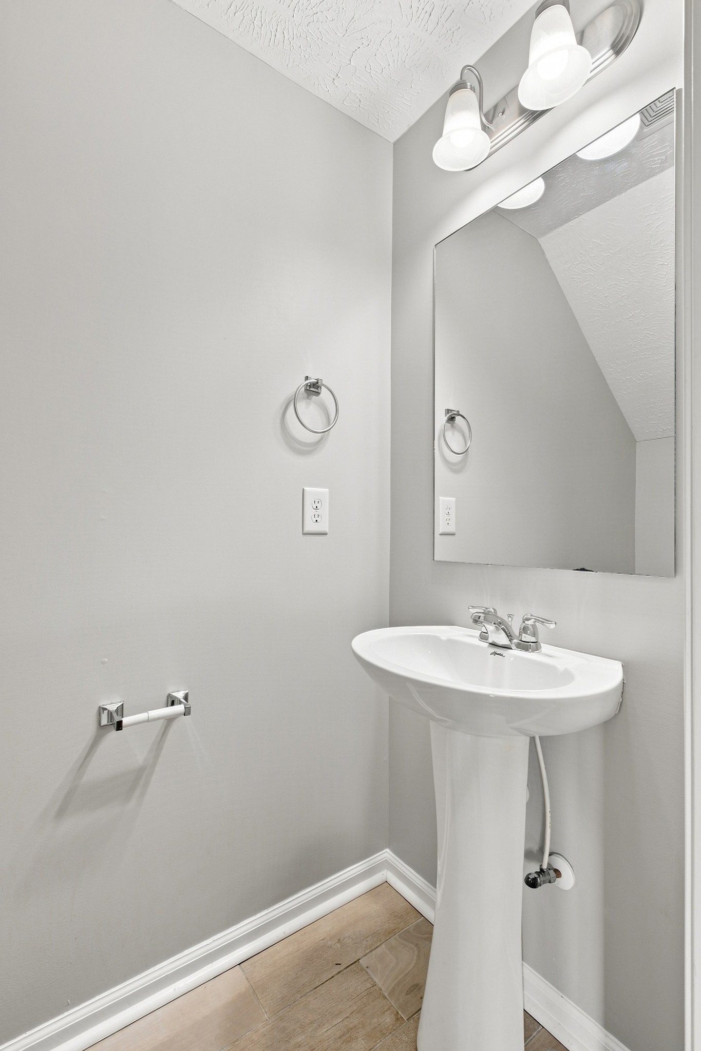 132 Tulip Grove Pt Property Photo 15