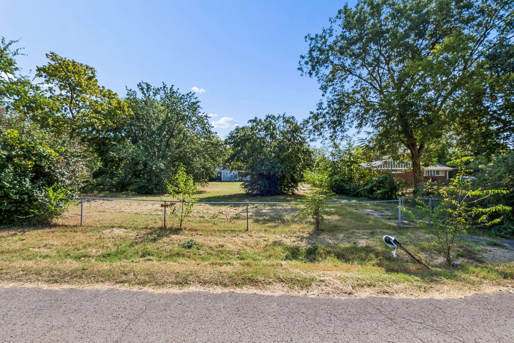 3904 Milford Rd Property Photo 1