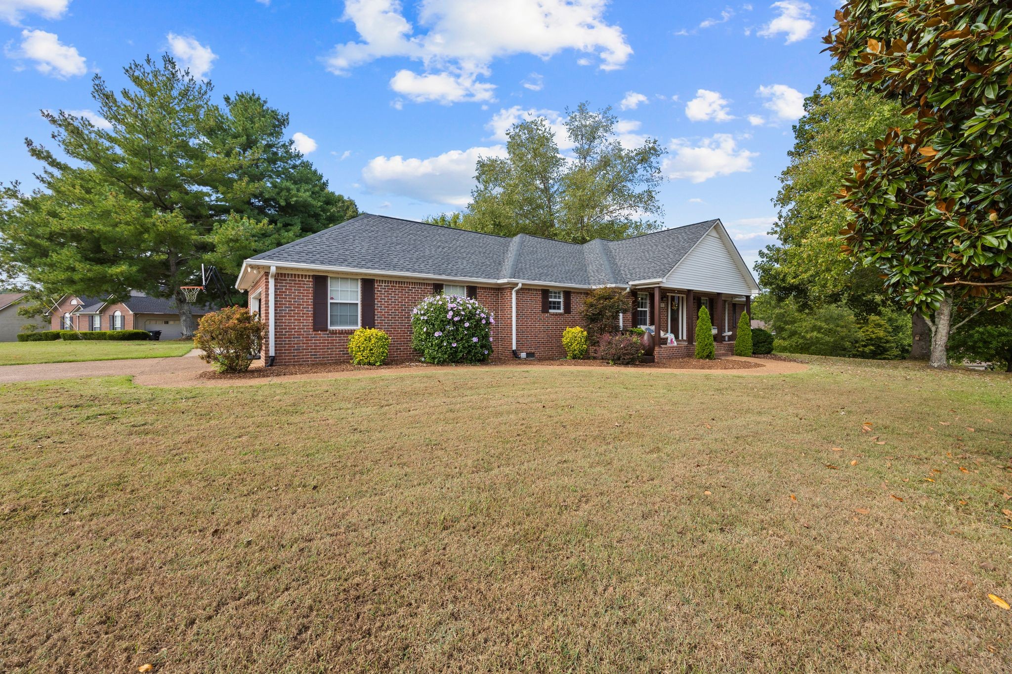 1508 Creekstone Dr Property Photo 2