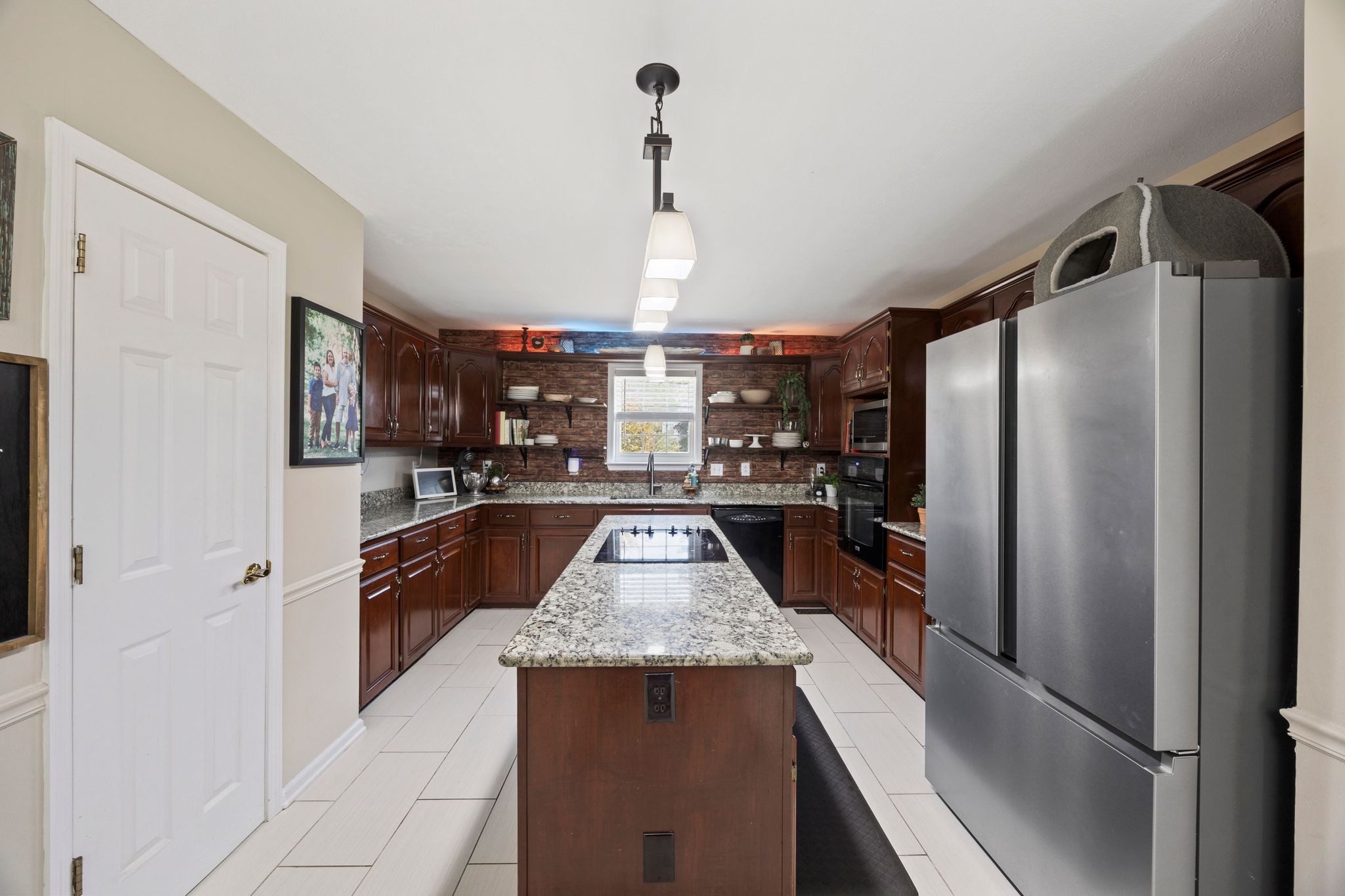 1508 Creekstone Dr Property Photo 17