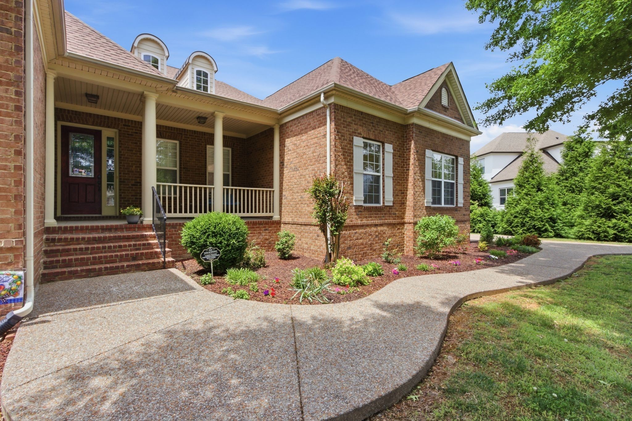 2083 Autumn Ridge Way Property Photo 1