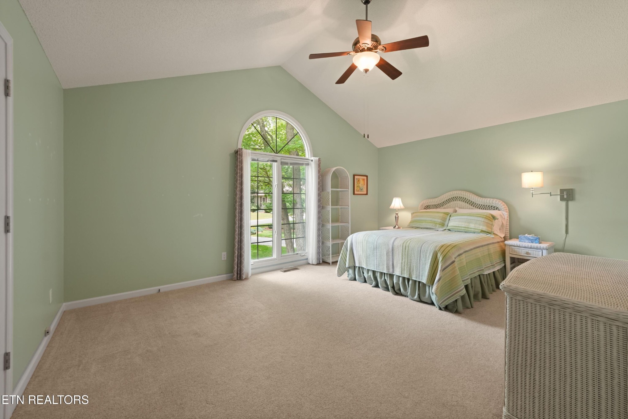 18 Mountain View Circle Property Photo 9