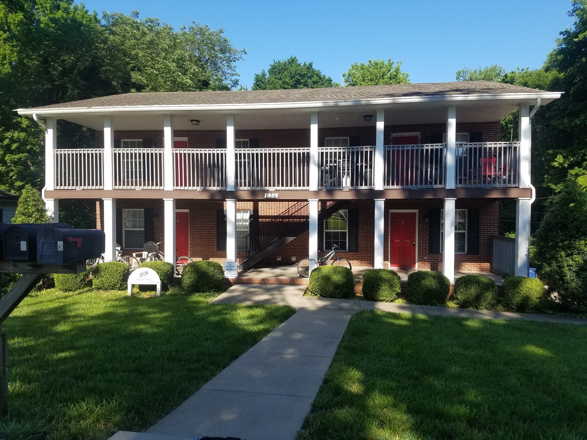 636 Robb Ave Property Photo 1