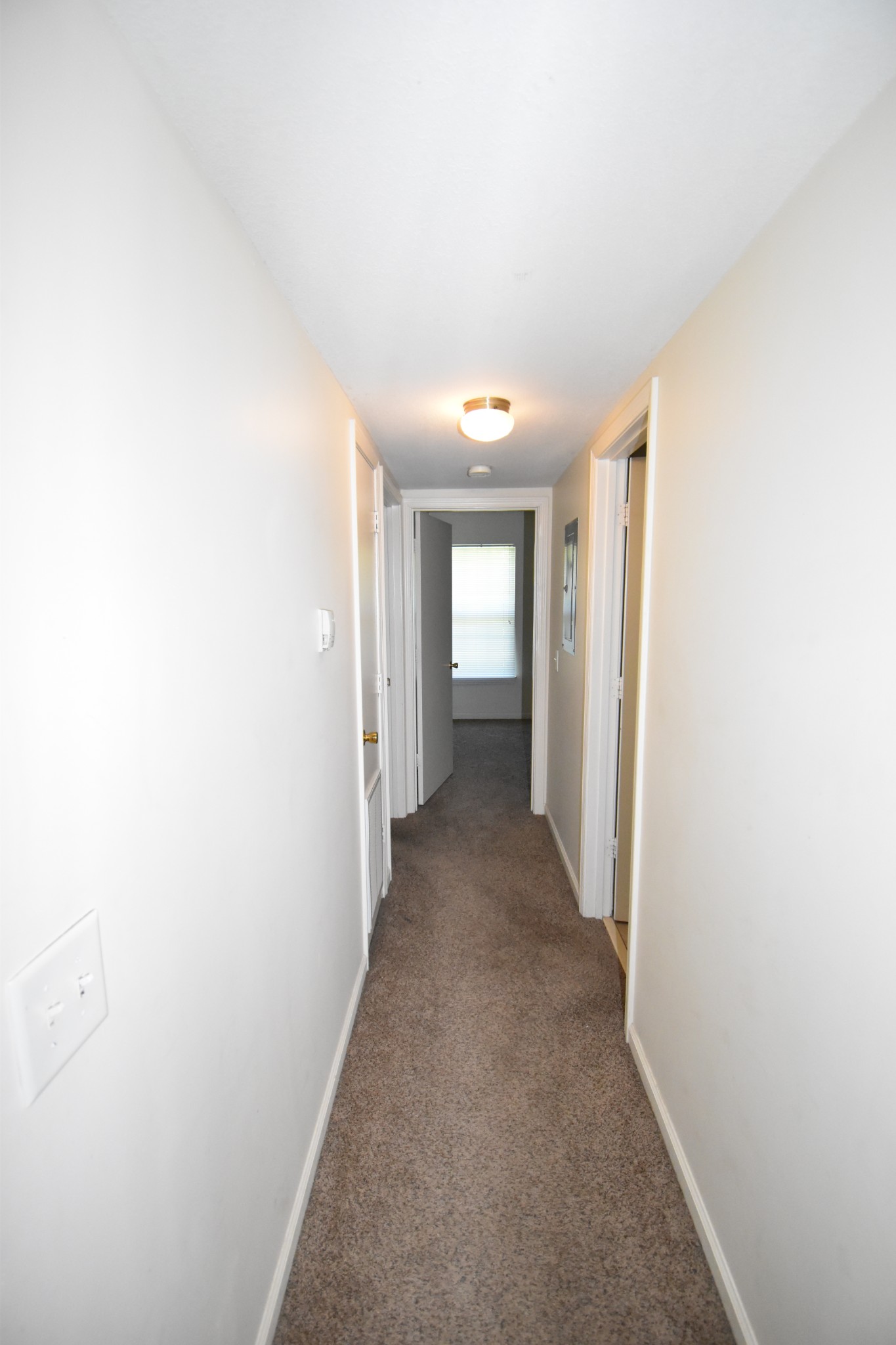 636 Robb Ave Property Photo 6
