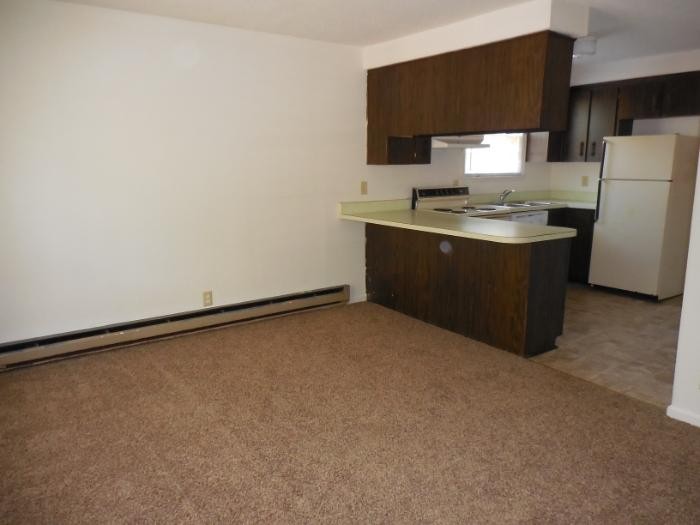 1602 Paradise Hill Rd Property Photo 3