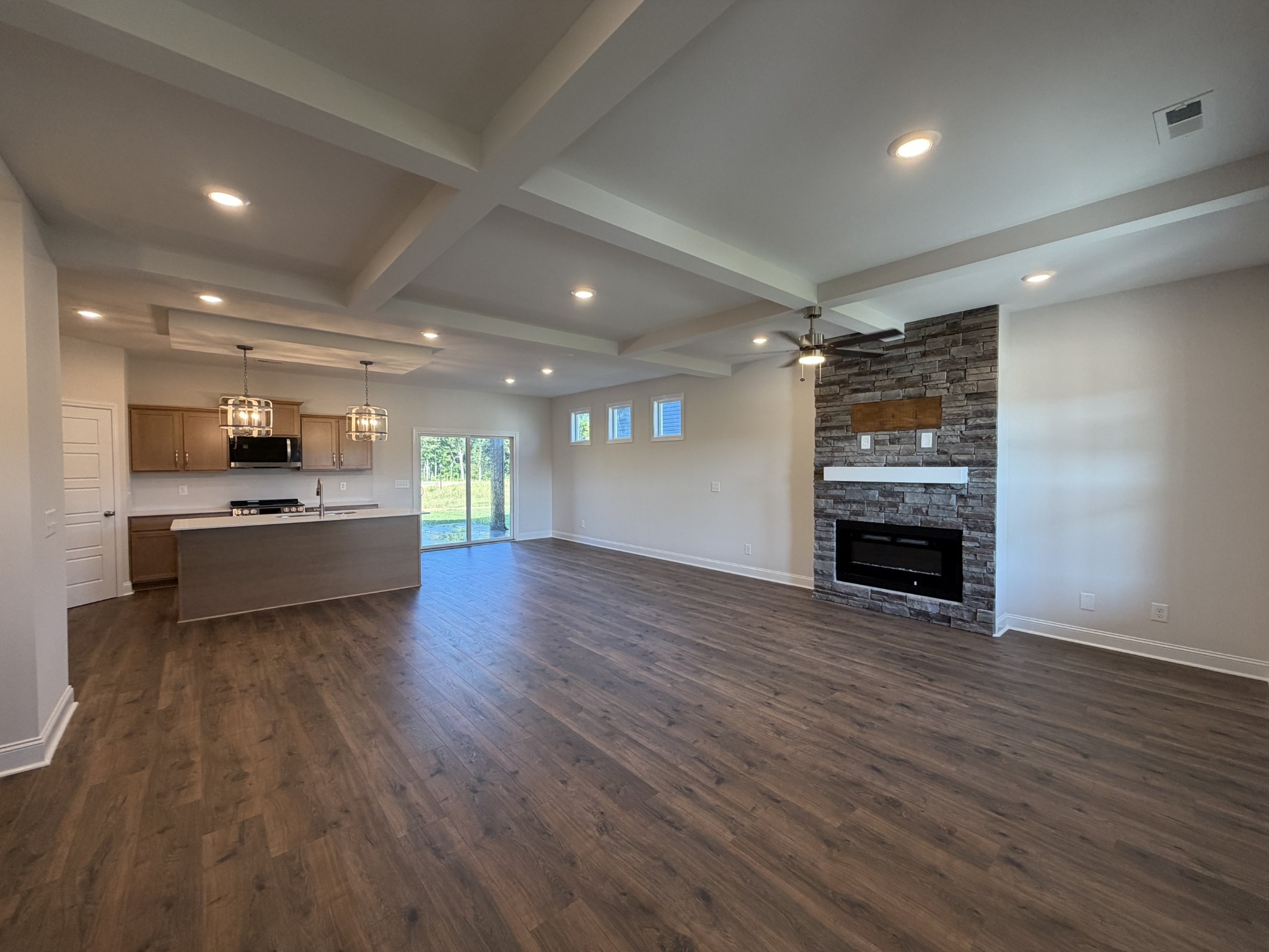 514 Willow Park Drive Property Photo 2