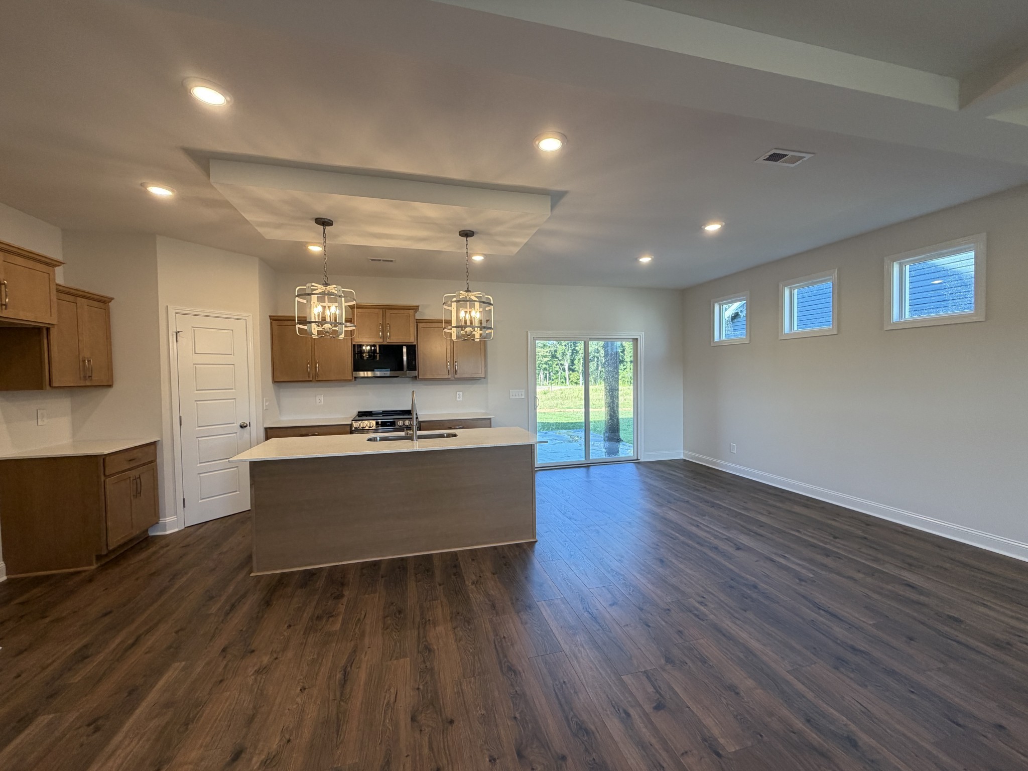514 Willow Park Drive Property Photo 4