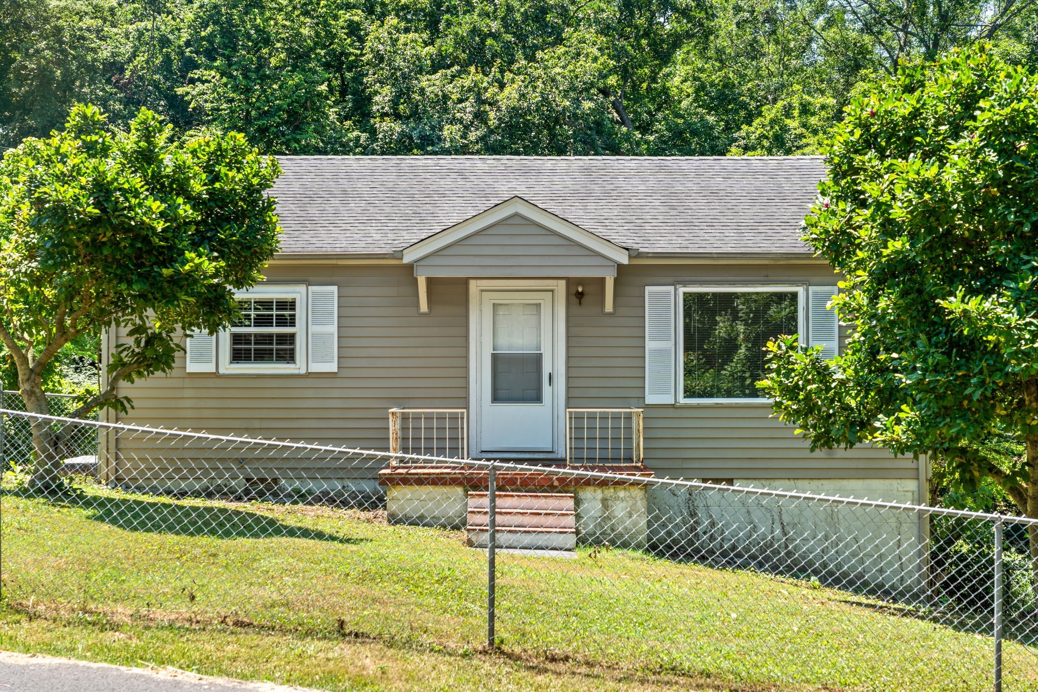 1011 Buck Dr Property Photo 1