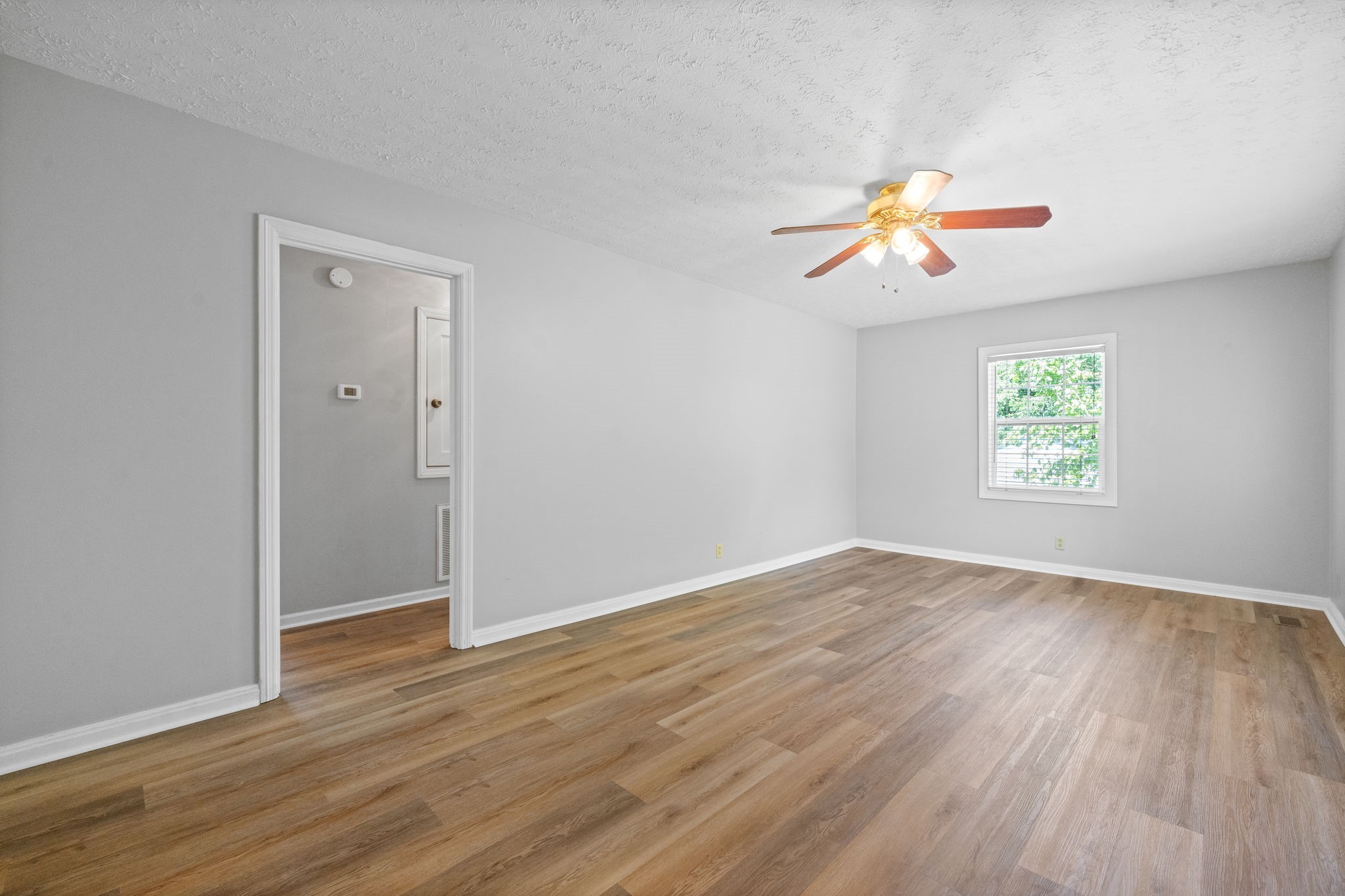1011 Buck Dr Property Photo 6