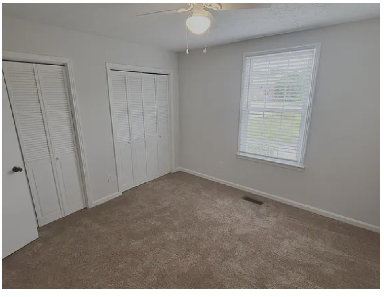 301 Hickory Pl Property Photo 10