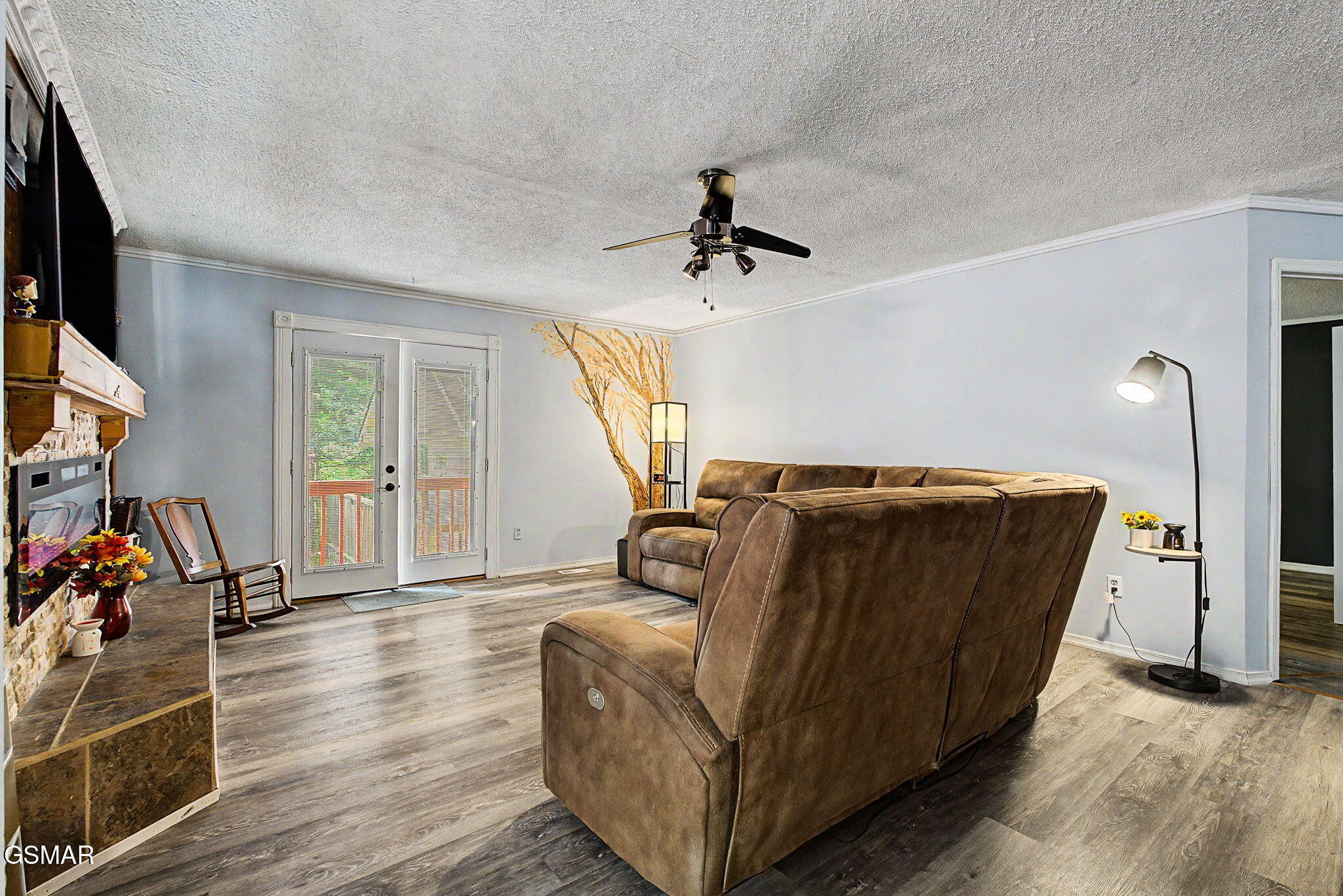2136 Daisy Trail Property Photo 4
