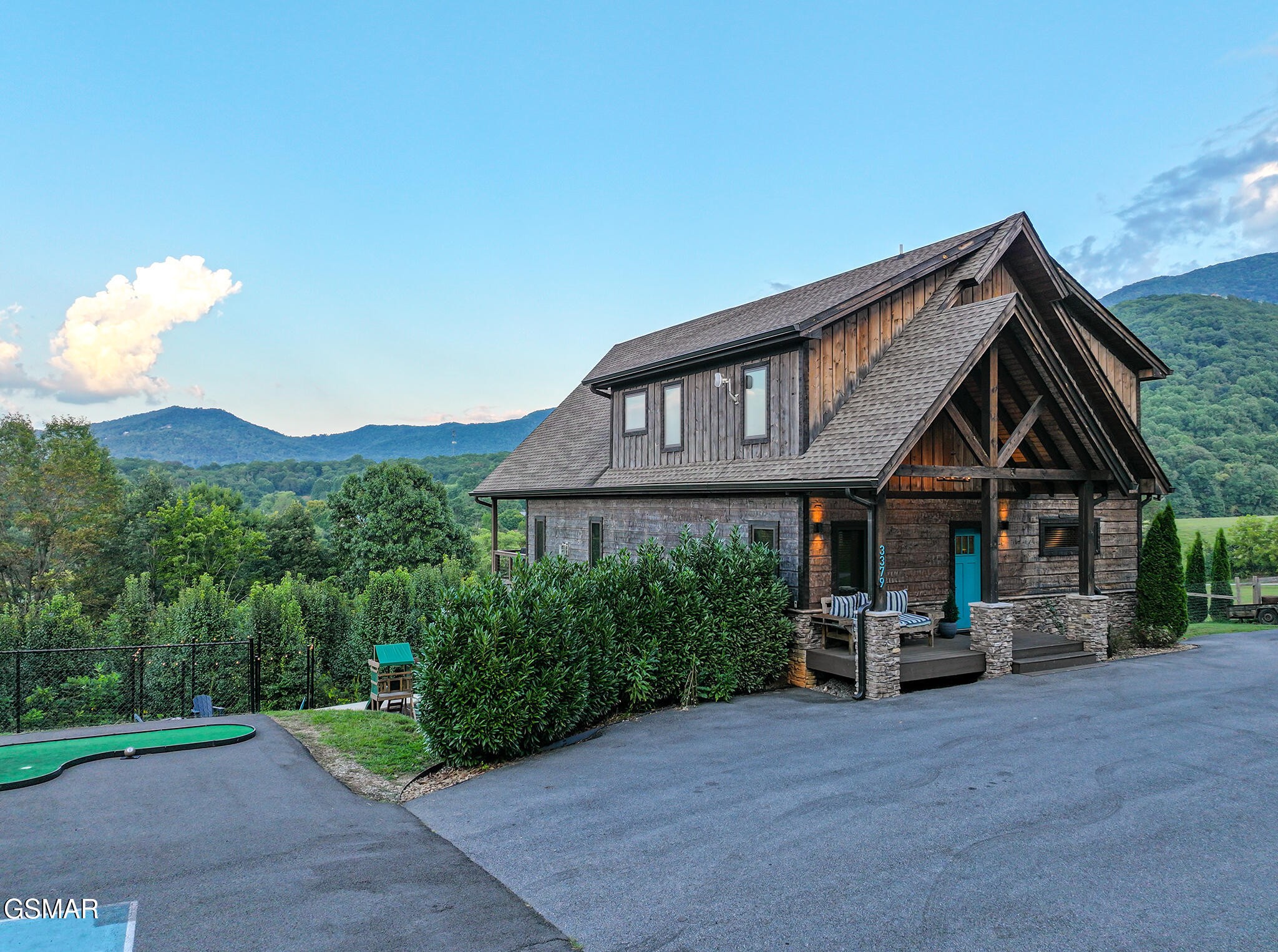 3379 Robeson Road Property Photo 1